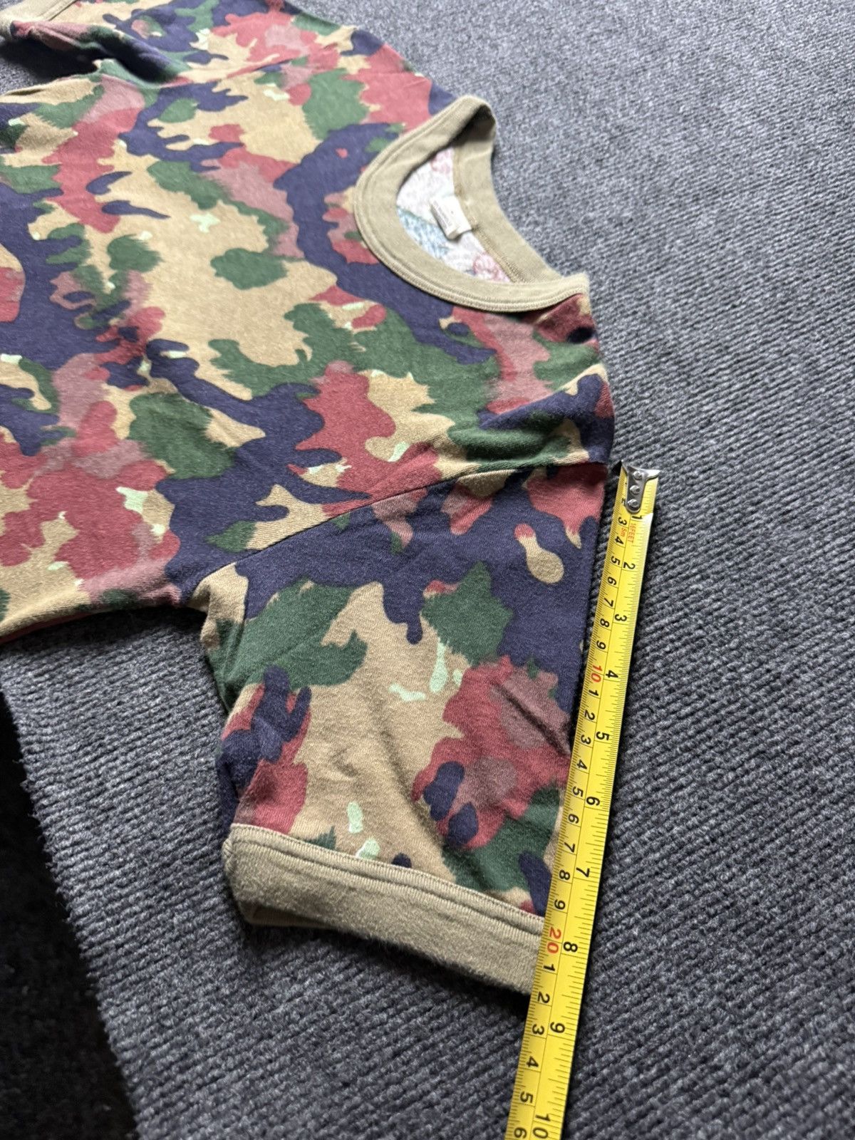 Vintage 00s Vintage Retro Camo T-Shirt Y2K Military Streetwear Tee Size US M / EU 48-50 / 2 - 16 Thumbnail
