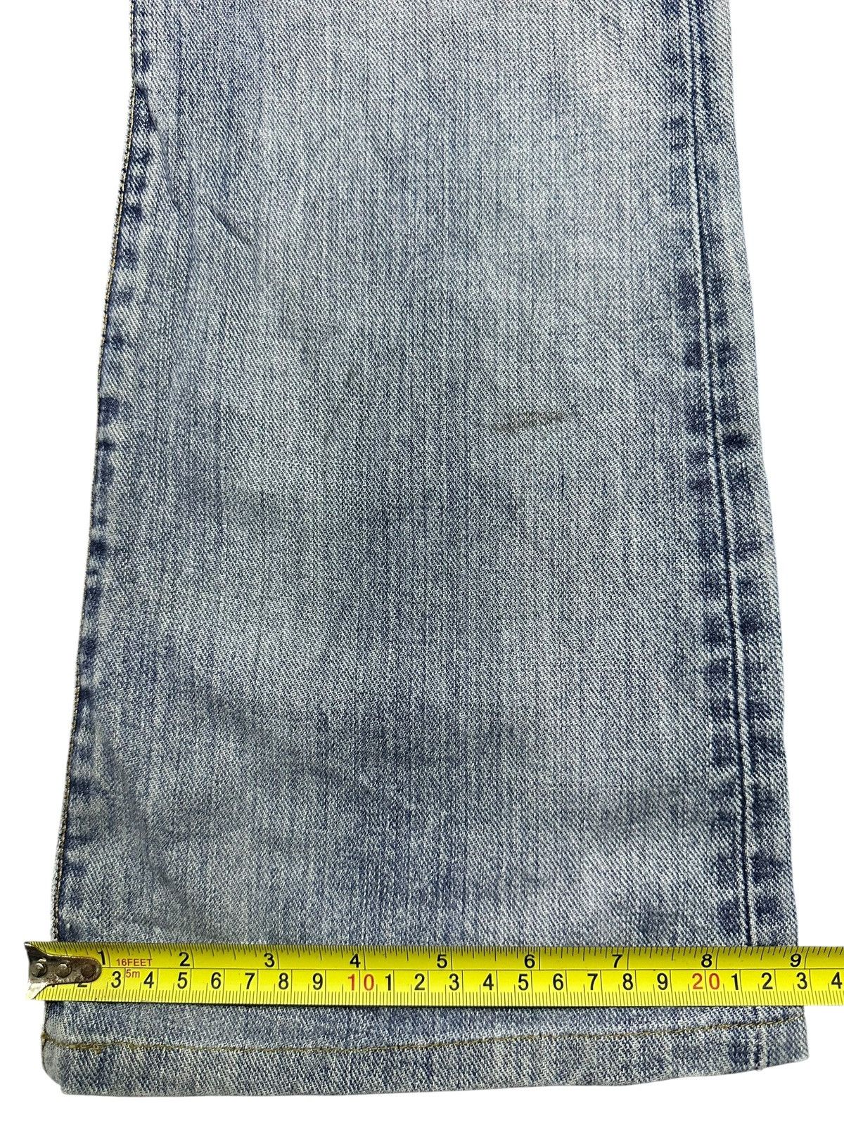 Edwin Vintage Edwin XV Distressed Wideleg Style and Faded Wash Size US 32 / EU 48 - 14 Thumbnail