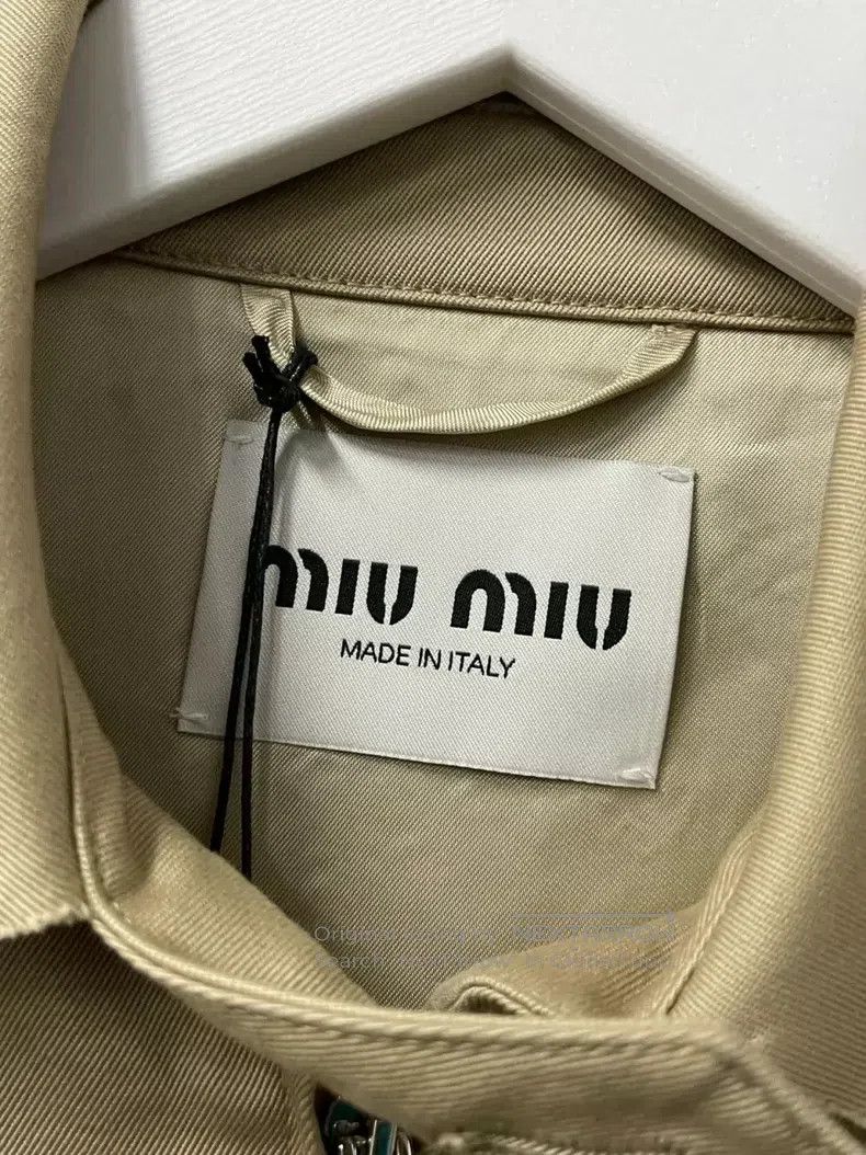 Miu Miu Miu Miu 36 Khaki damaged vest coat Size US S / EU 44-46 / 1 - 6 Thumbnail