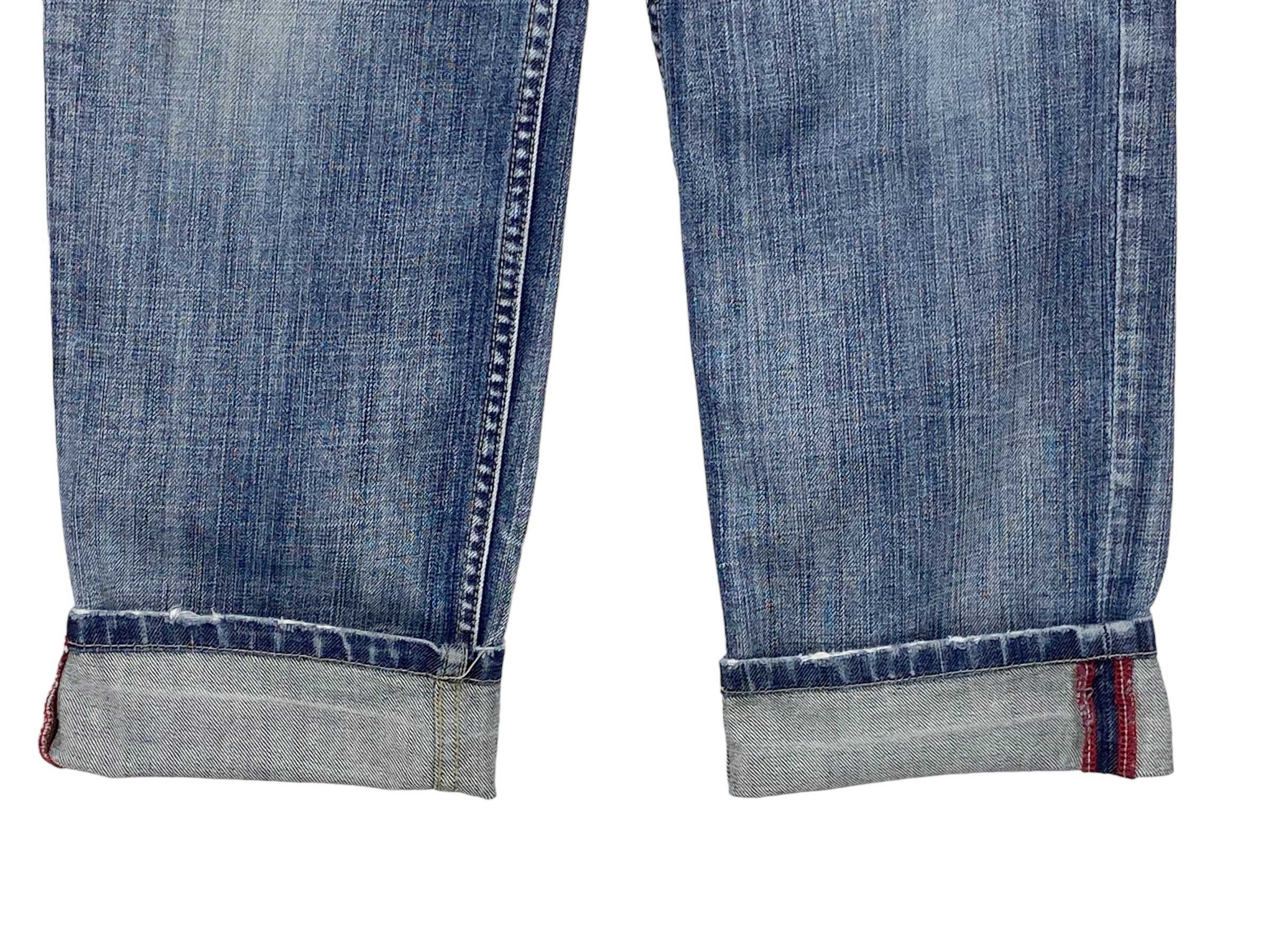 Japanese Brand TK Mixpice Medium Wash Tapered Leg Jeans Size US 31 - 11 Thumbnail