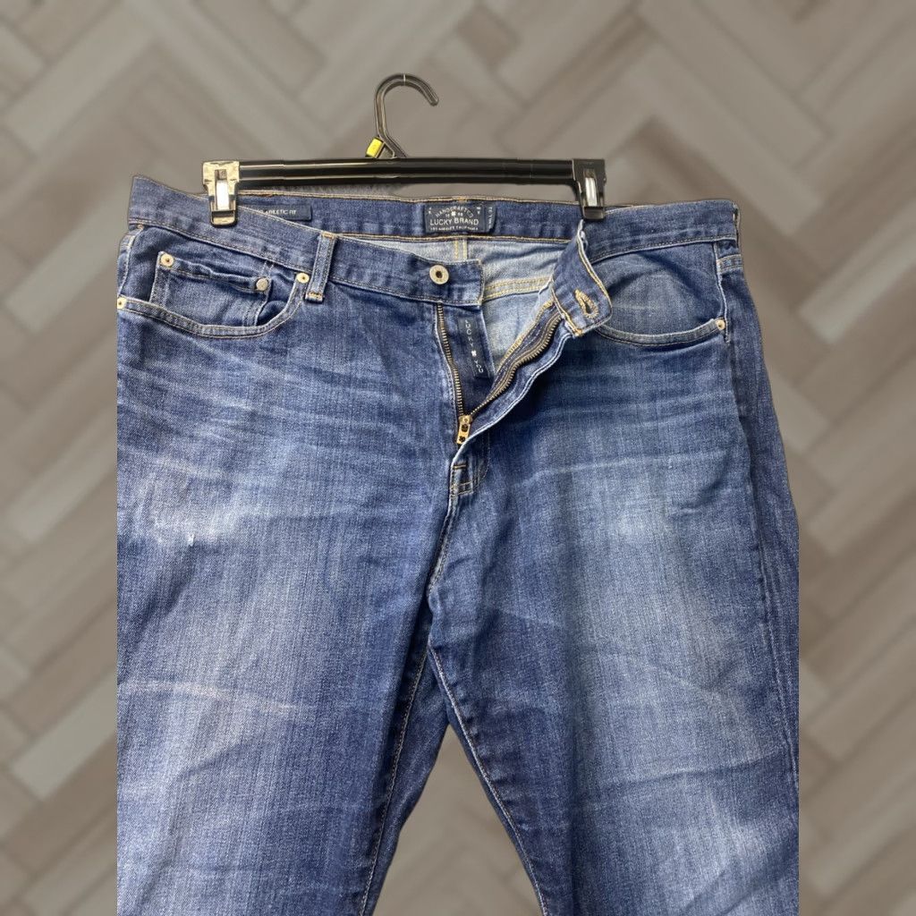 Lucky Brand VINTAGE Lucky Brand Straight Leg Jeans 40x32 Blue Denim Regular Fit Mens Size US 40 / EU 56 - 1 Thumbnail
