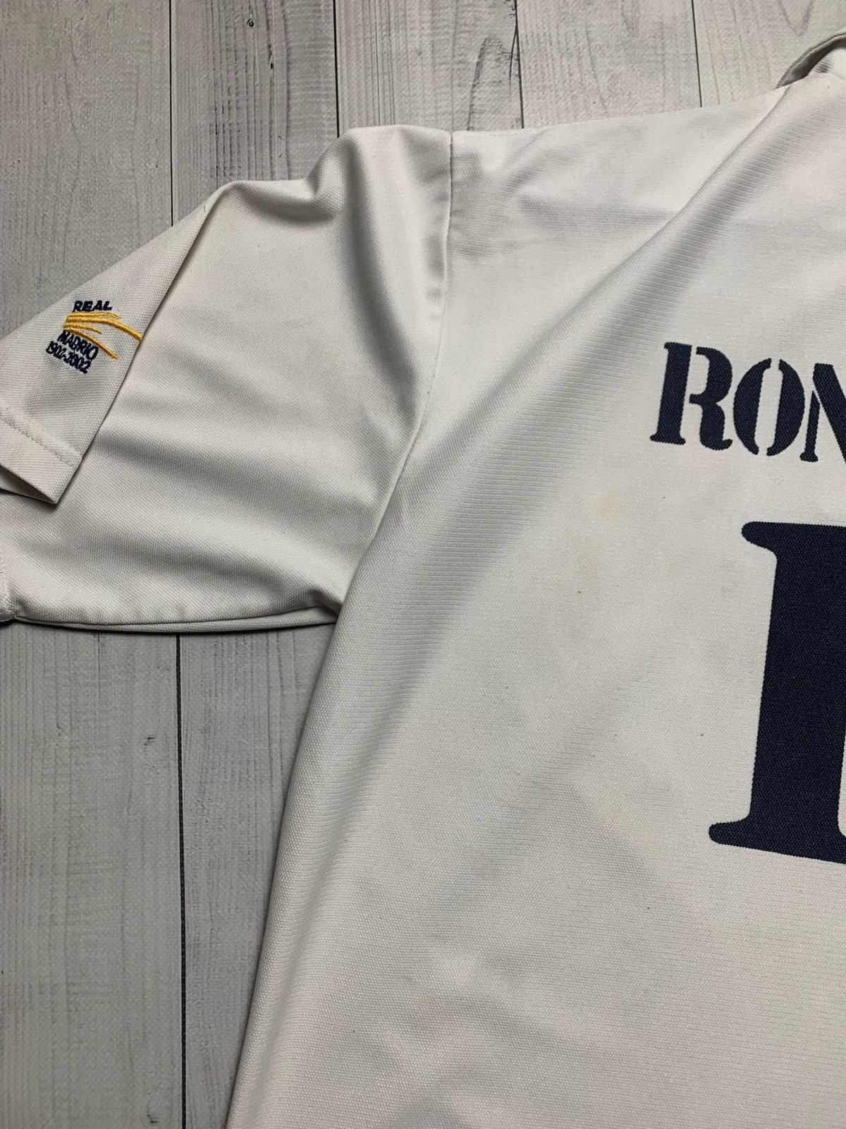 Other Vintage rare tee ronaldo 11 Siemens mobile size M white Size US M / EU 48-50 / 2 - 7 Thumbnail