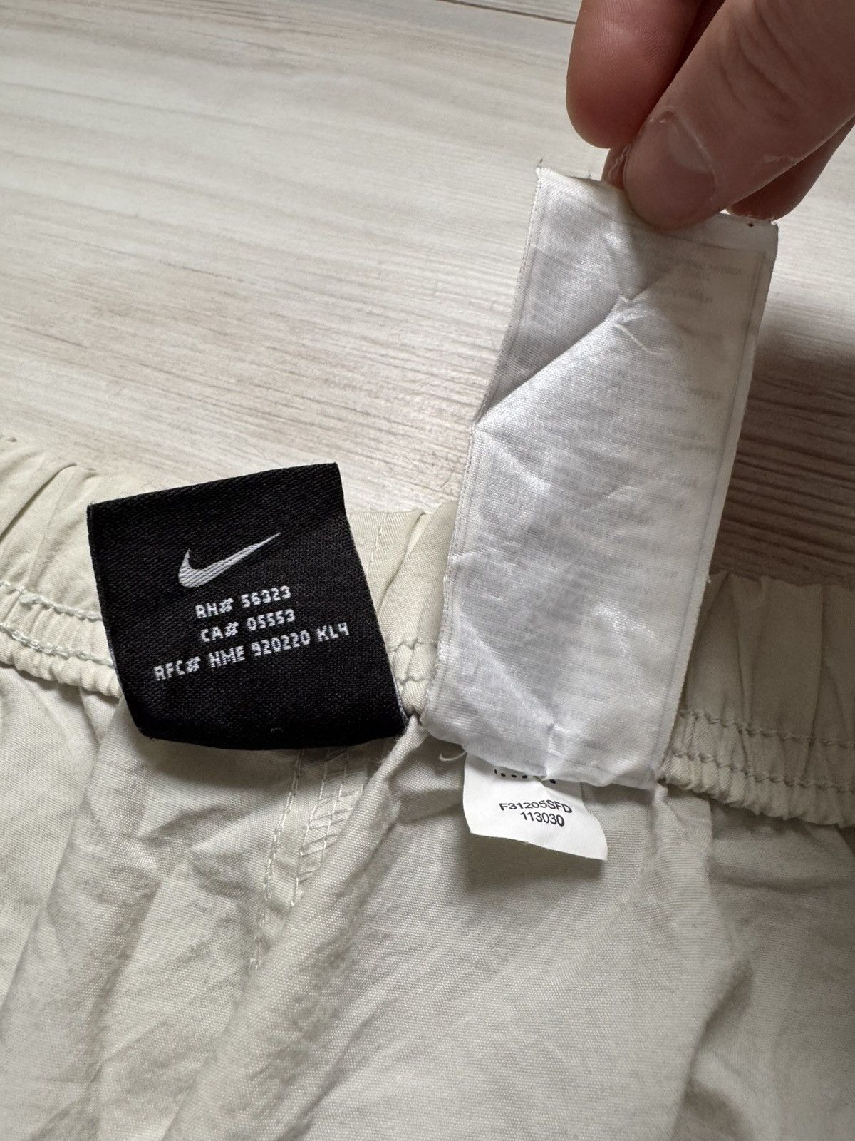 Nike Nike ACG Cargo white shorts with belt Gorpcore Outdoor style Size US 34 / EU 50 - 15 Thumbnail