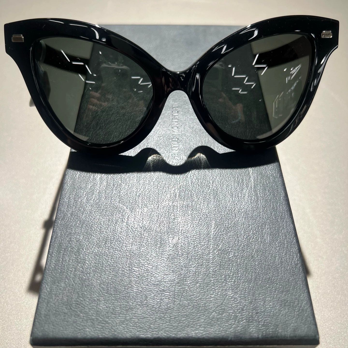 Gentle Monster Gentle Monster x pushBUTTON 99 New One Size Sunglasses Size ONE SIZE - 1 Thumbnail