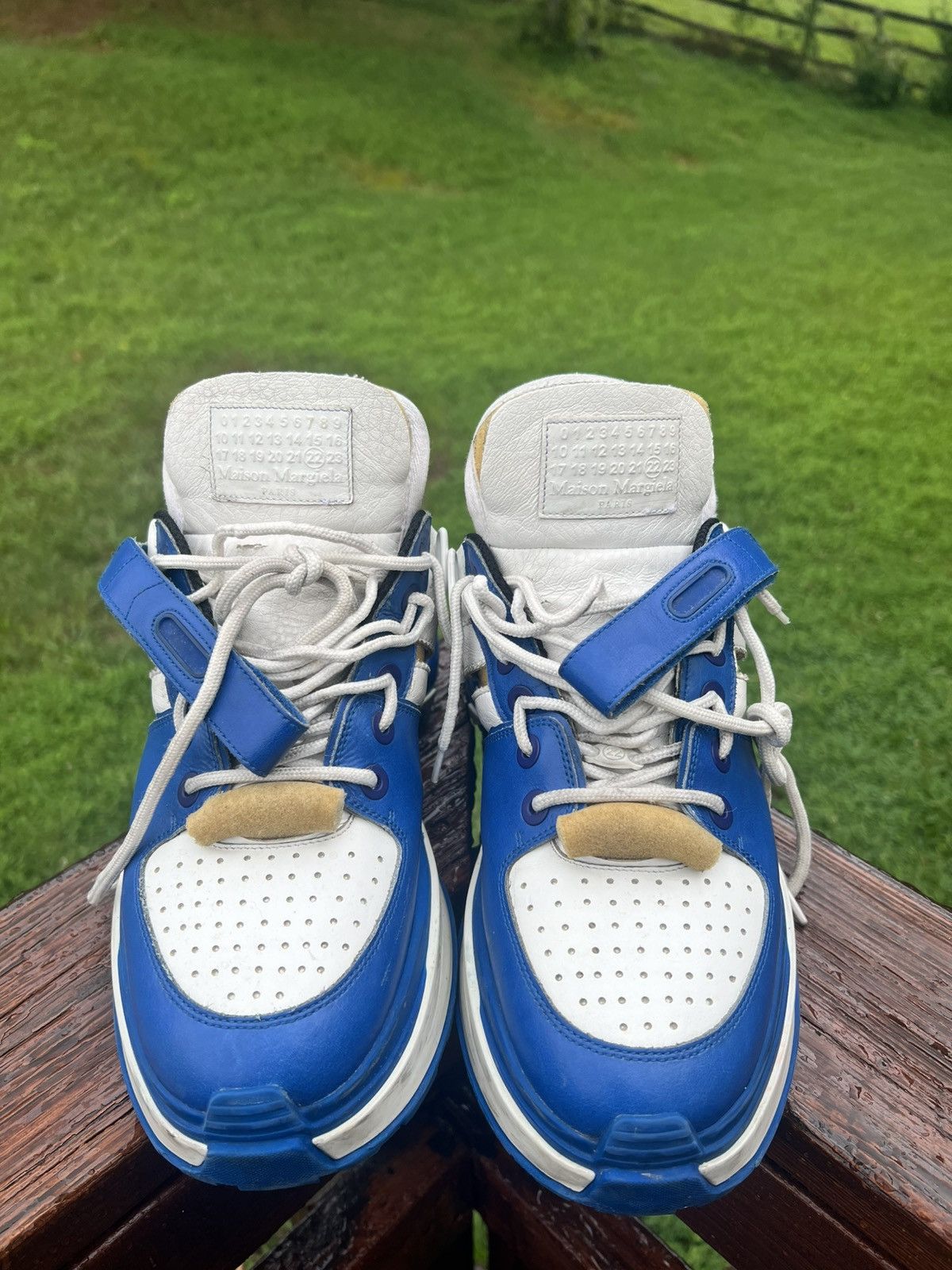 Maison Margiela Maison Margiela Retro Fit High-Top Sneakers Blue/White Size US 11 / EU 44 - 1 Thumbnail
