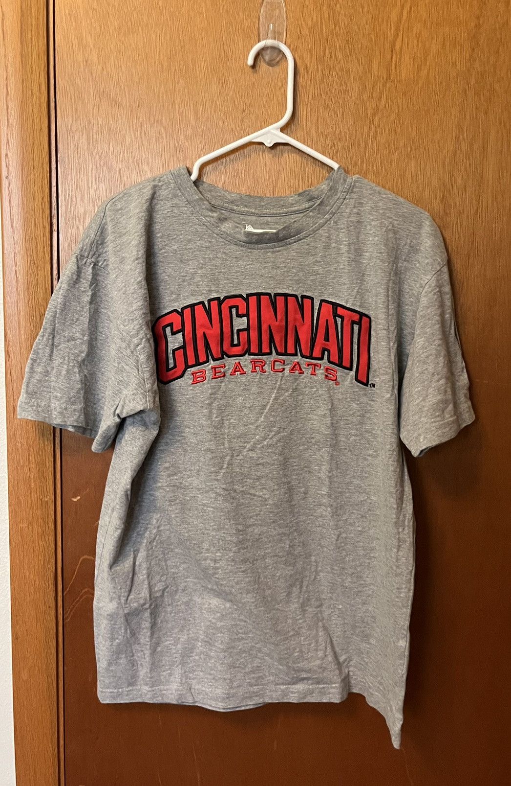 NCAA × Vintage Vintage Cincinnati University Bearcats College Tee Size US L / EU 52-54 / 3 - 5 Thumbnail