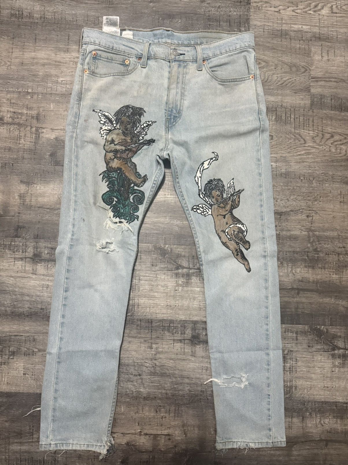 Levi's Angel’s Harmony Size US 32 / EU 48 - 1 Thumbnail