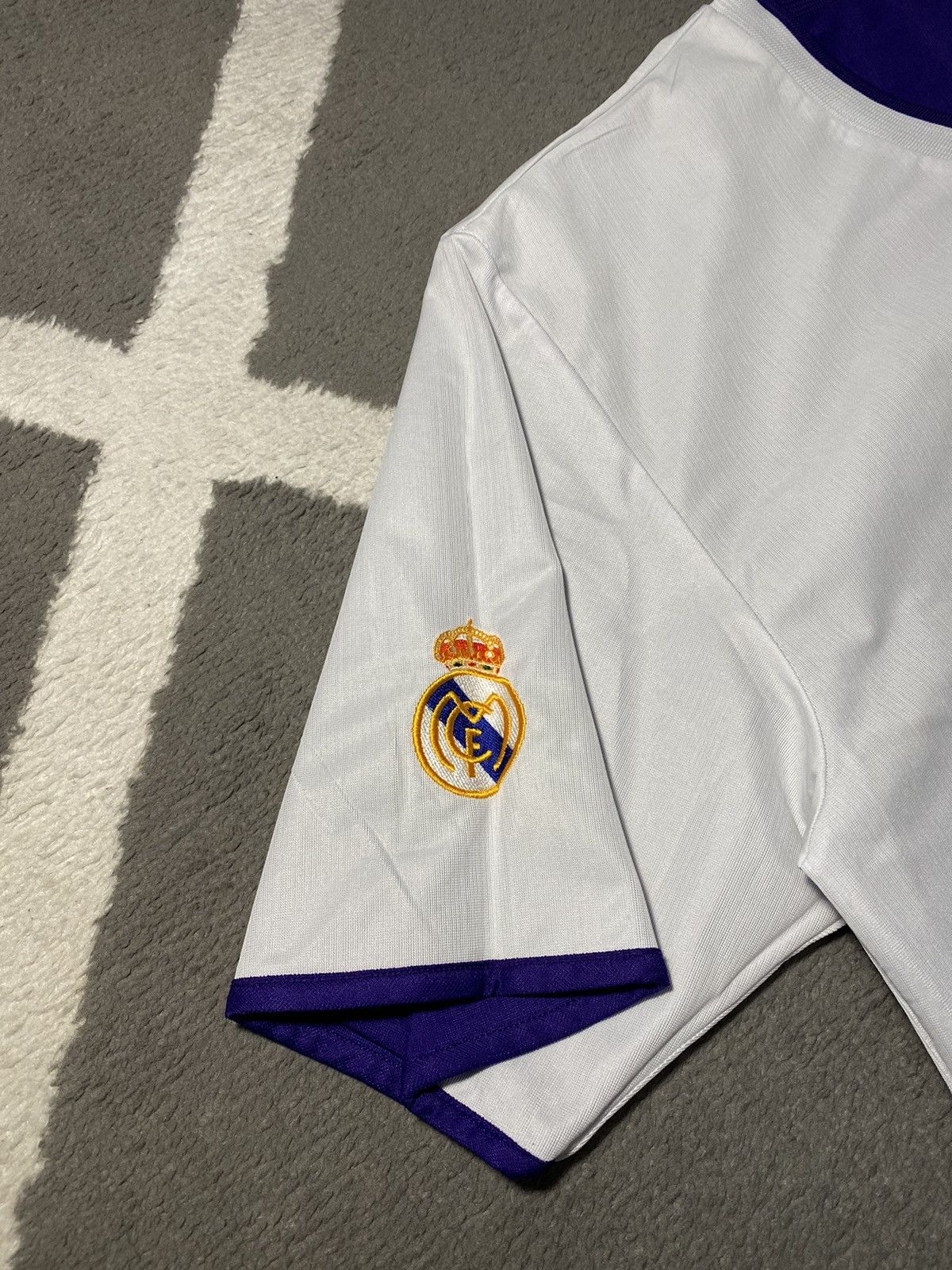 Adidas × Vintage Vintage 2001-02 Adidas Real Madrid Third Shirt Reversible Size US XL / EU 56 / 4 - 12 Thumbnail