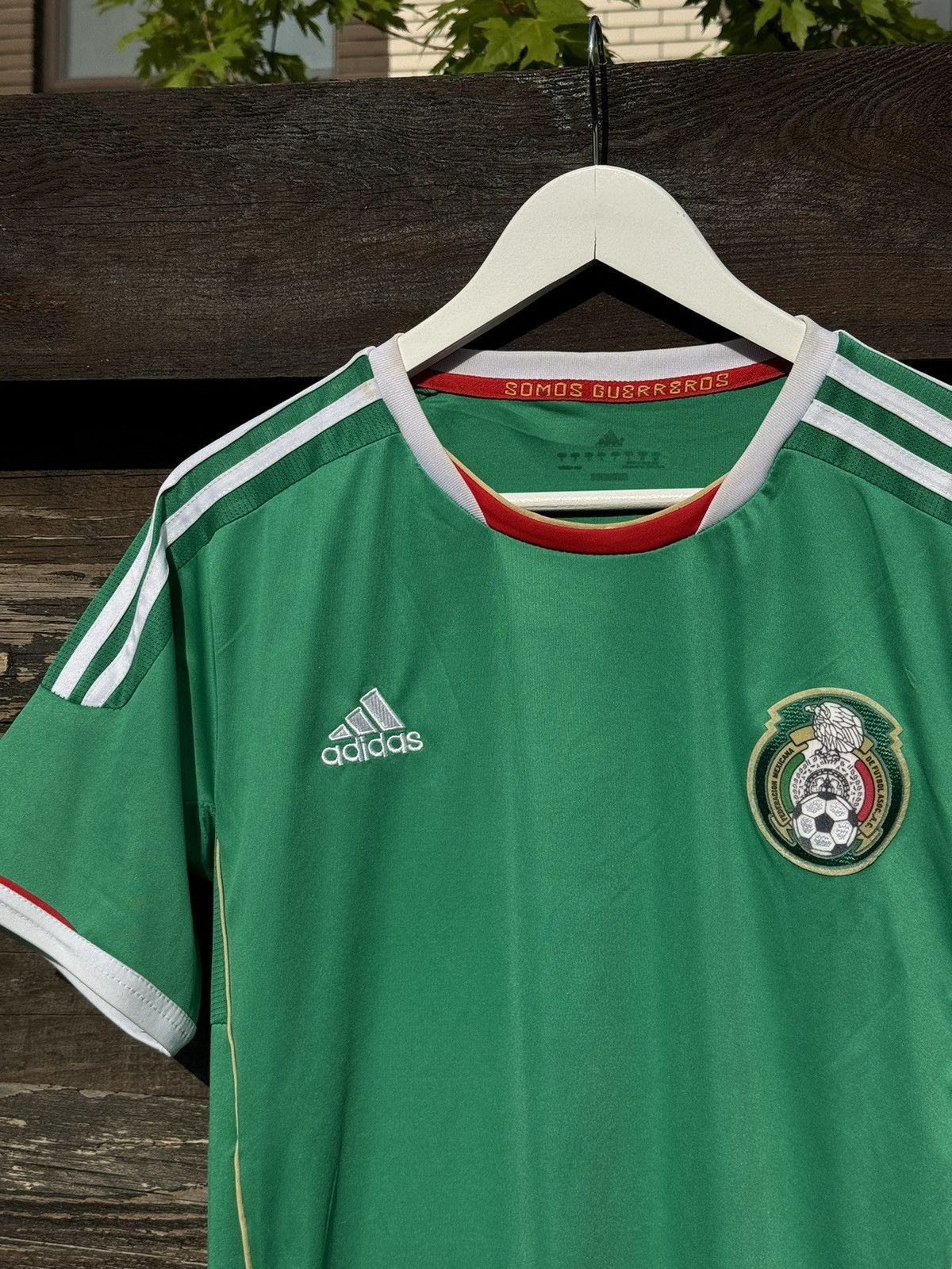 Adidas × Vintage 2010 Adidas Mexico green vintage soccer jersey Size US S / EU 44-46 / 1 - 6 Thumbnail