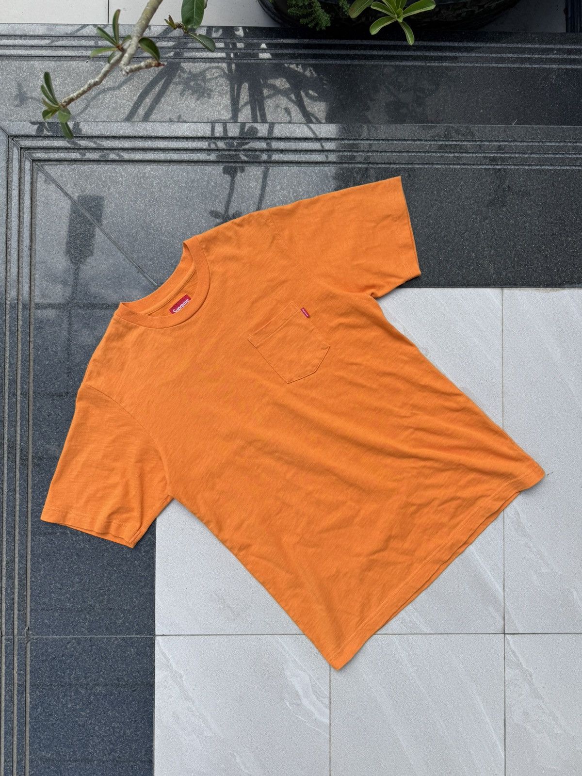 90’s SUPREME RARE POCKET LOGO Y2K VINTAGE RETRO TEE TSHIRT