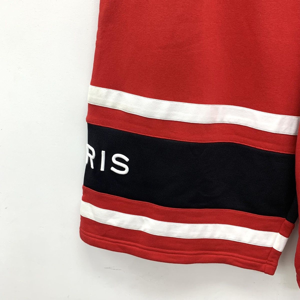 Givenchy Givenchy Red Striped Cotton Casual Drawstring Shorts K26WX Size US 38 / EU 54 - 4 Thumbnail