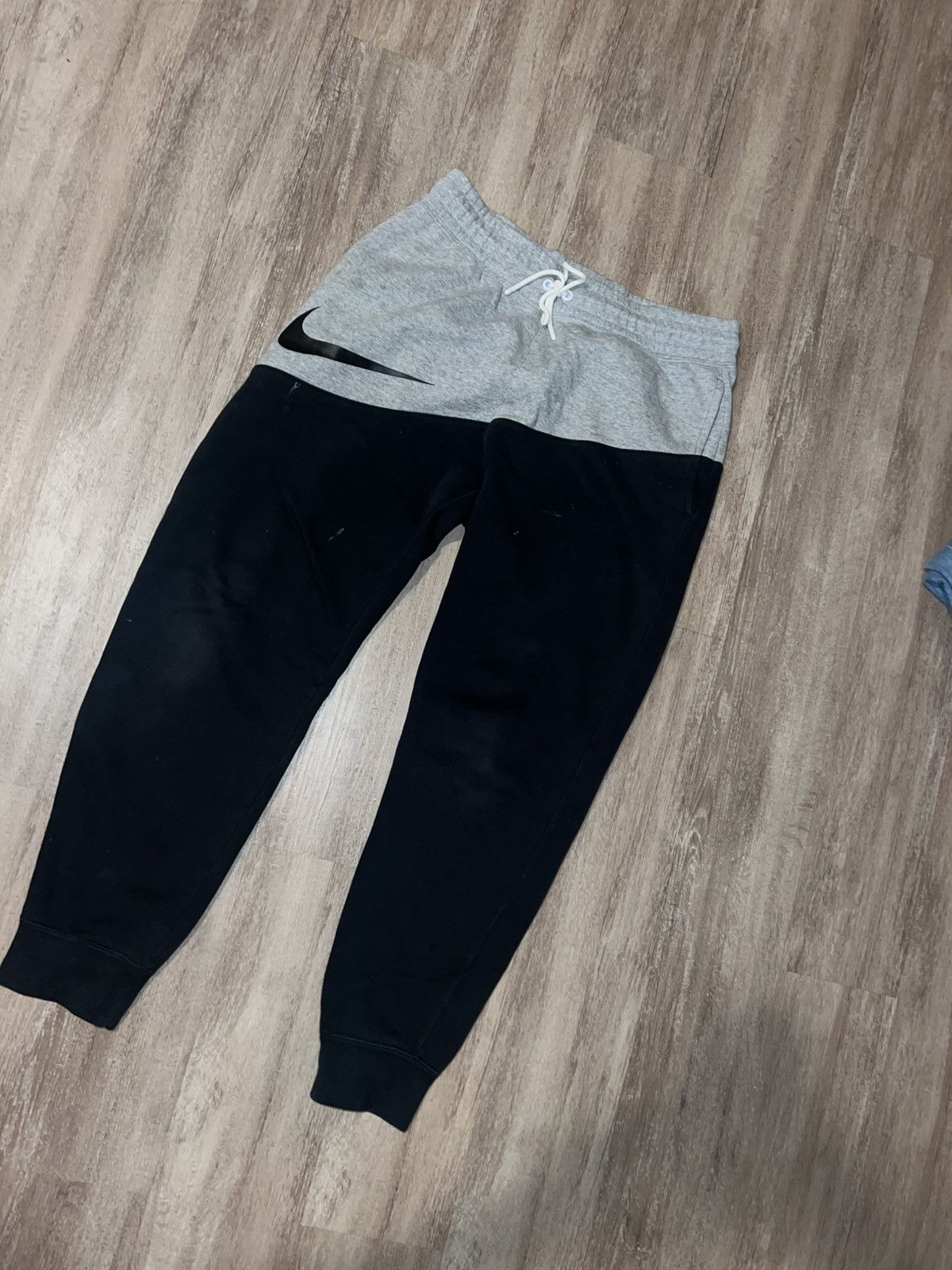 Nike Nike Two Tone Sweatpants Size US 30 / EU 46 - 1 Thumbnail