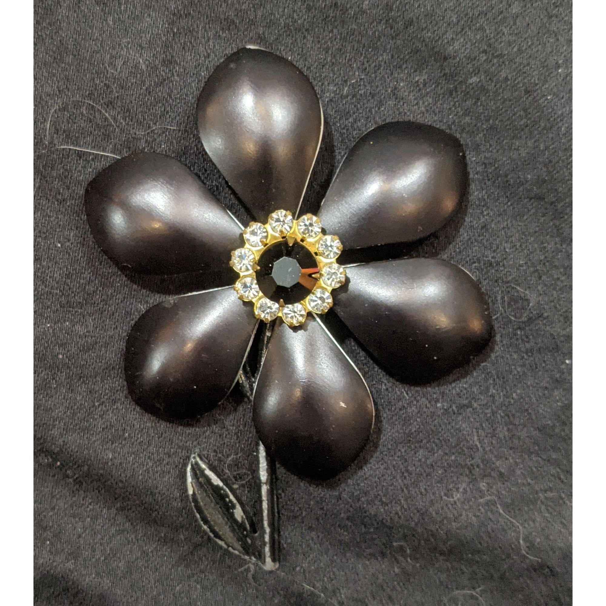 Other Vintage Black Metal Rhinestone Flower Brooch Size ONE SIZE - 3 Thumbnail