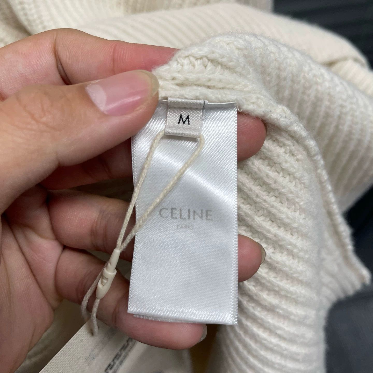 Celine Celine cream beaded large logo wool sweater M new Size M / US 6-8 / IT 42-44 - 5 Thumbnail