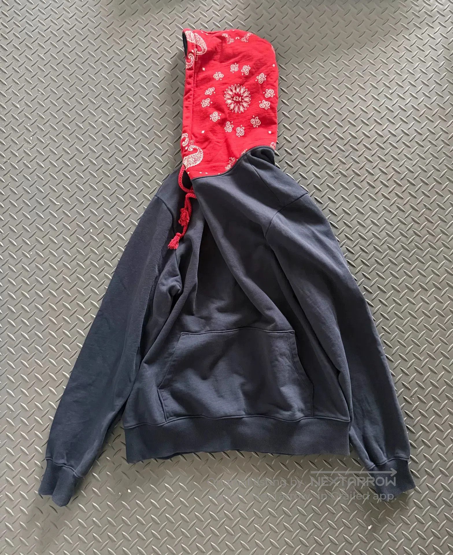 424 424 Bandana Paisley Hoodie SS18. Size US L / EU 52-54 / 3 - 4 Thumbnail