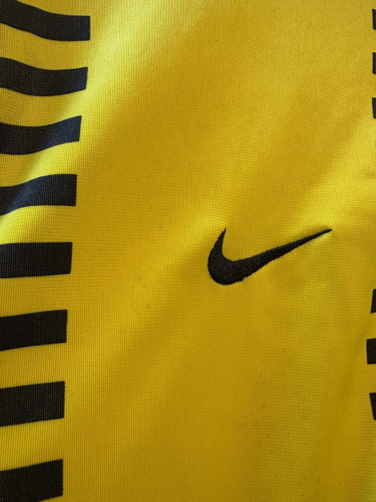 Nike Vintage Y2K Malaysia Football Tracksuit Size US L / EU 52-54 / 3 - 11 Thumbnail