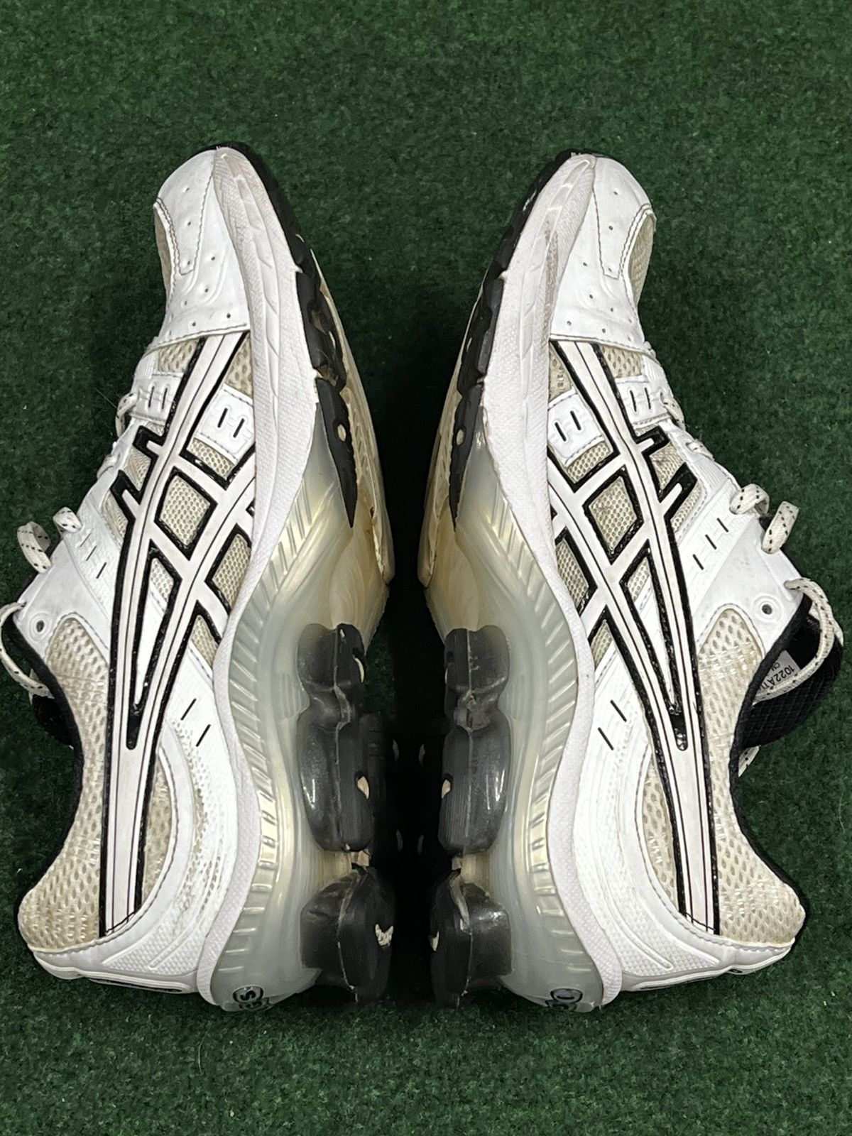 Asics ASICS Gel Kinsei Size US 10 / EU 43 - 5 Thumbnail