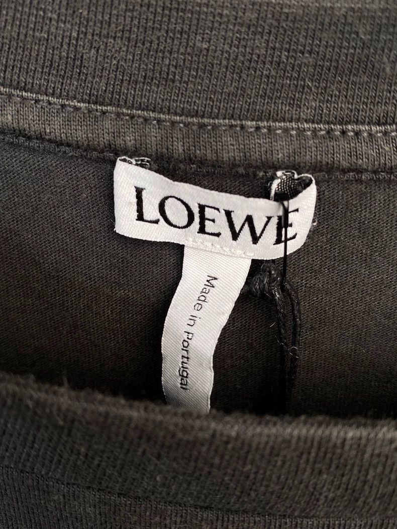 Loewe LOEWE Short sleeve T-shirt with puppy print and letter log Size M / US 6-8 / IT 42-44 - 3 Thumbnail