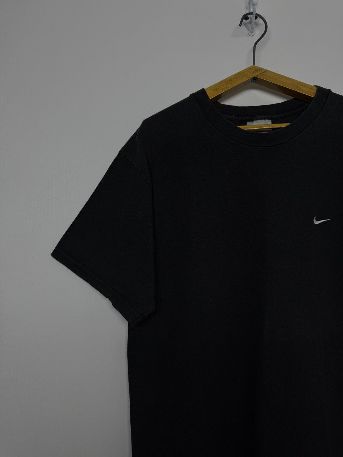 Nike Vintage Y2k Nike Swoosh Logo T-Shirt Size US M / EU 48-50 / 2 - 6 Thumbnail