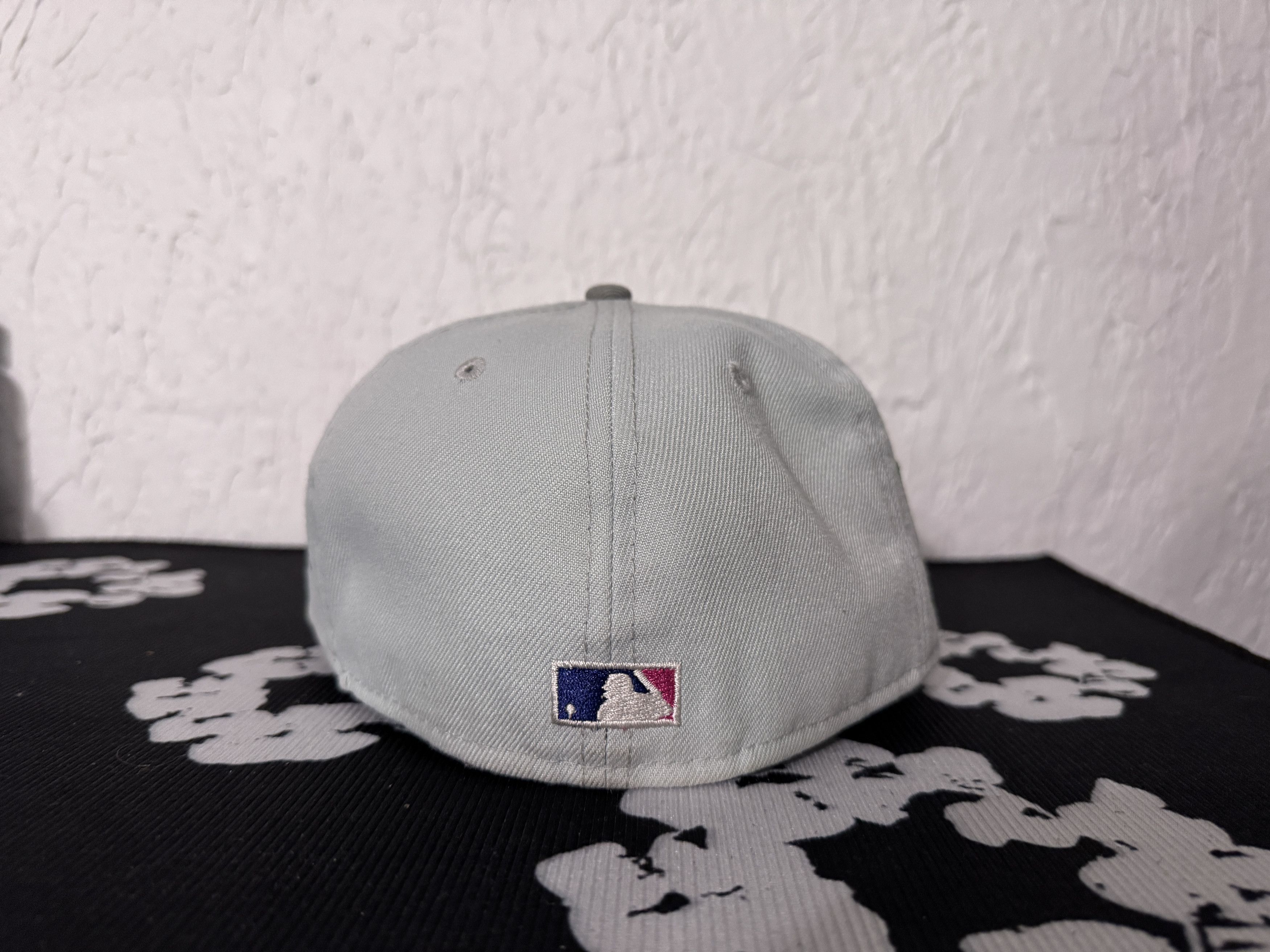 MyFitteds × New Era 7 1/4 - Boston Red Sox - MyFitteds Gameboy Fitted Hat - Gray Size ONE SIZE - 4 Thumbnail