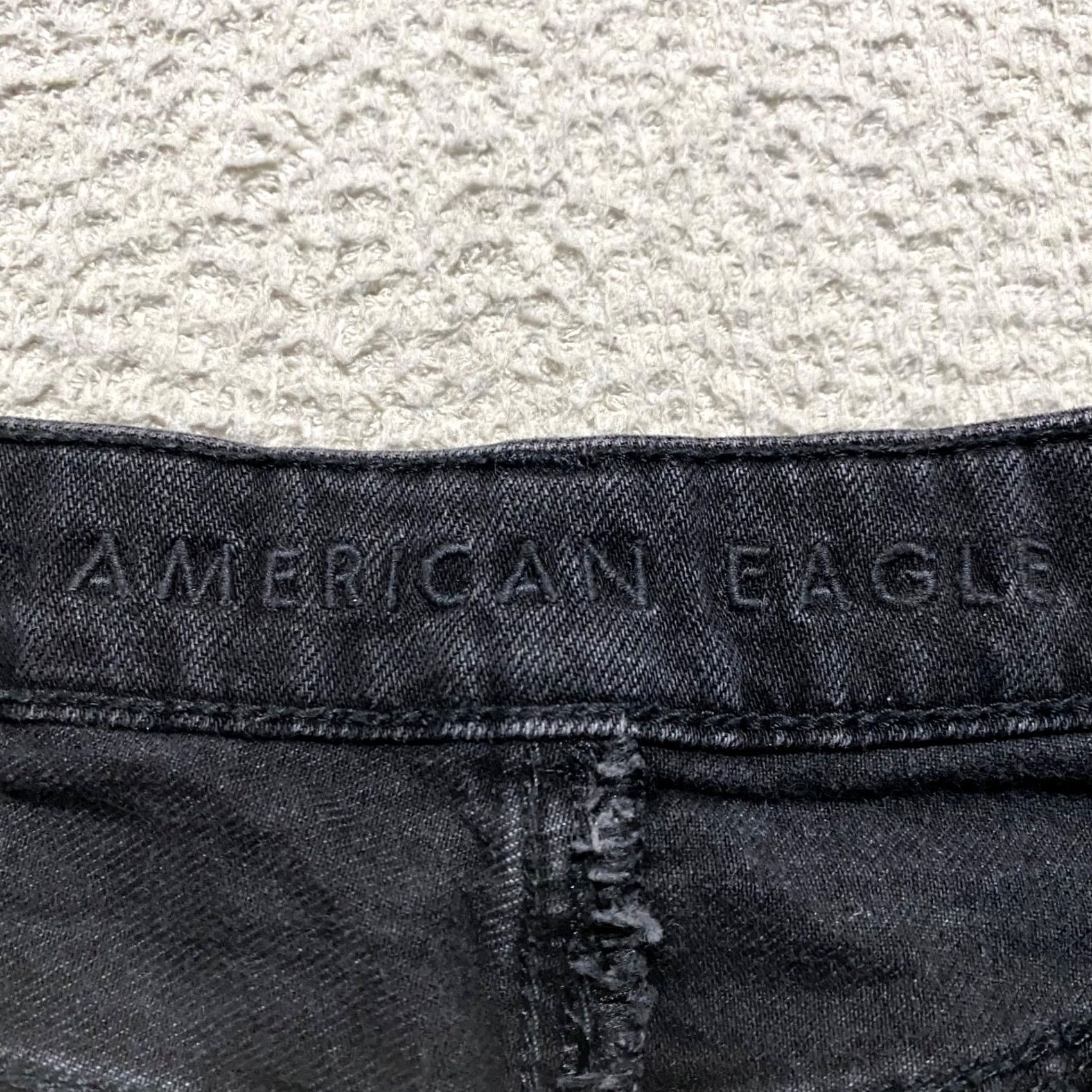 American Eagle Outfitters American Eagle Outfitters Womens 4 Jean Shorts Faded Black Denim High Rise Mom 90s Grunge Size 27" / US 4 / IT 40 - 3 Thumbnail