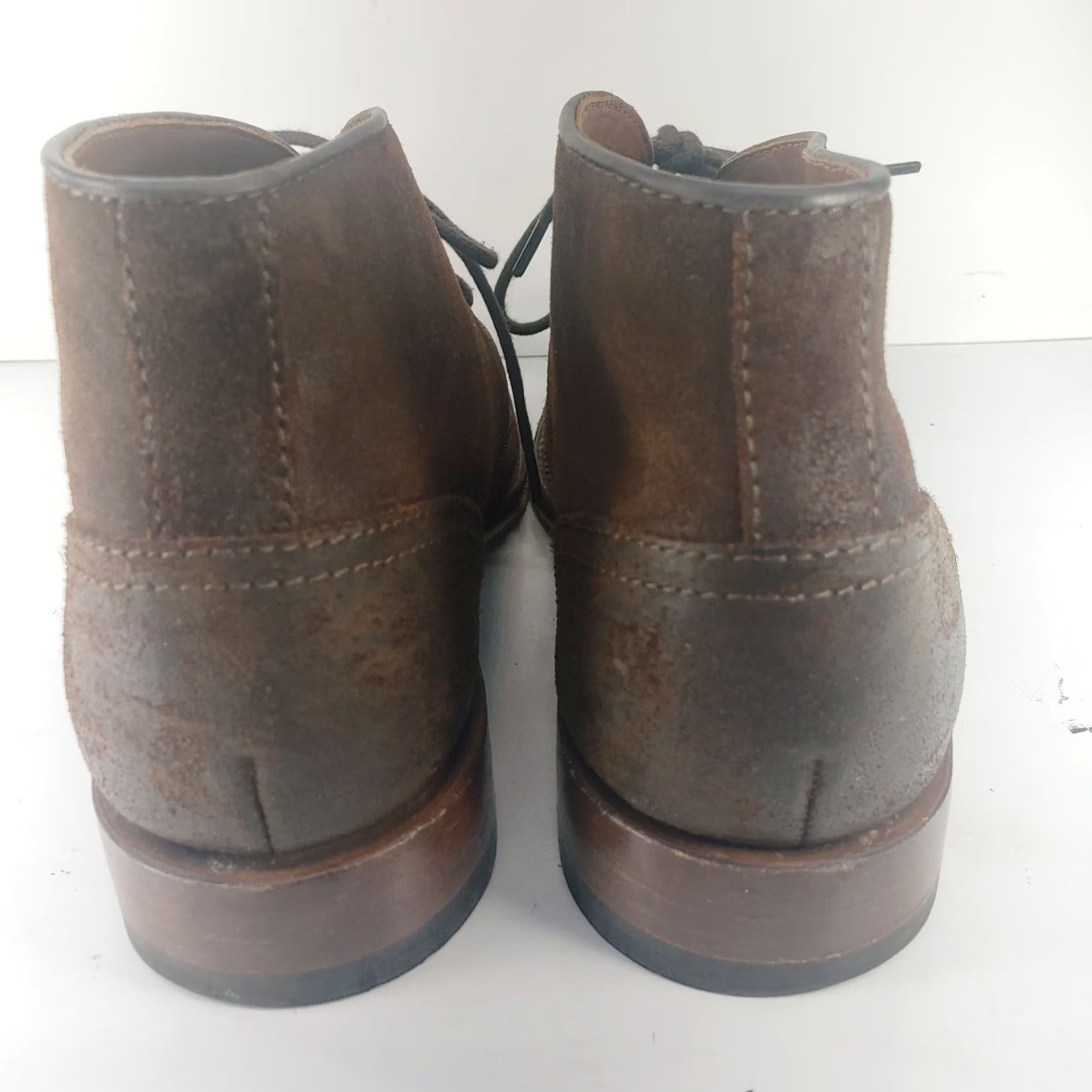 Johnston & Murphy Johnston & Murphy Brown Leather Nubuck Suede Chukka Boots Mens 10.5 Brown Suede Leather Lining Cushioned Insole Leather Outsole Chelsea Style Size US 11 / EU 44 - 6 Thumbnail