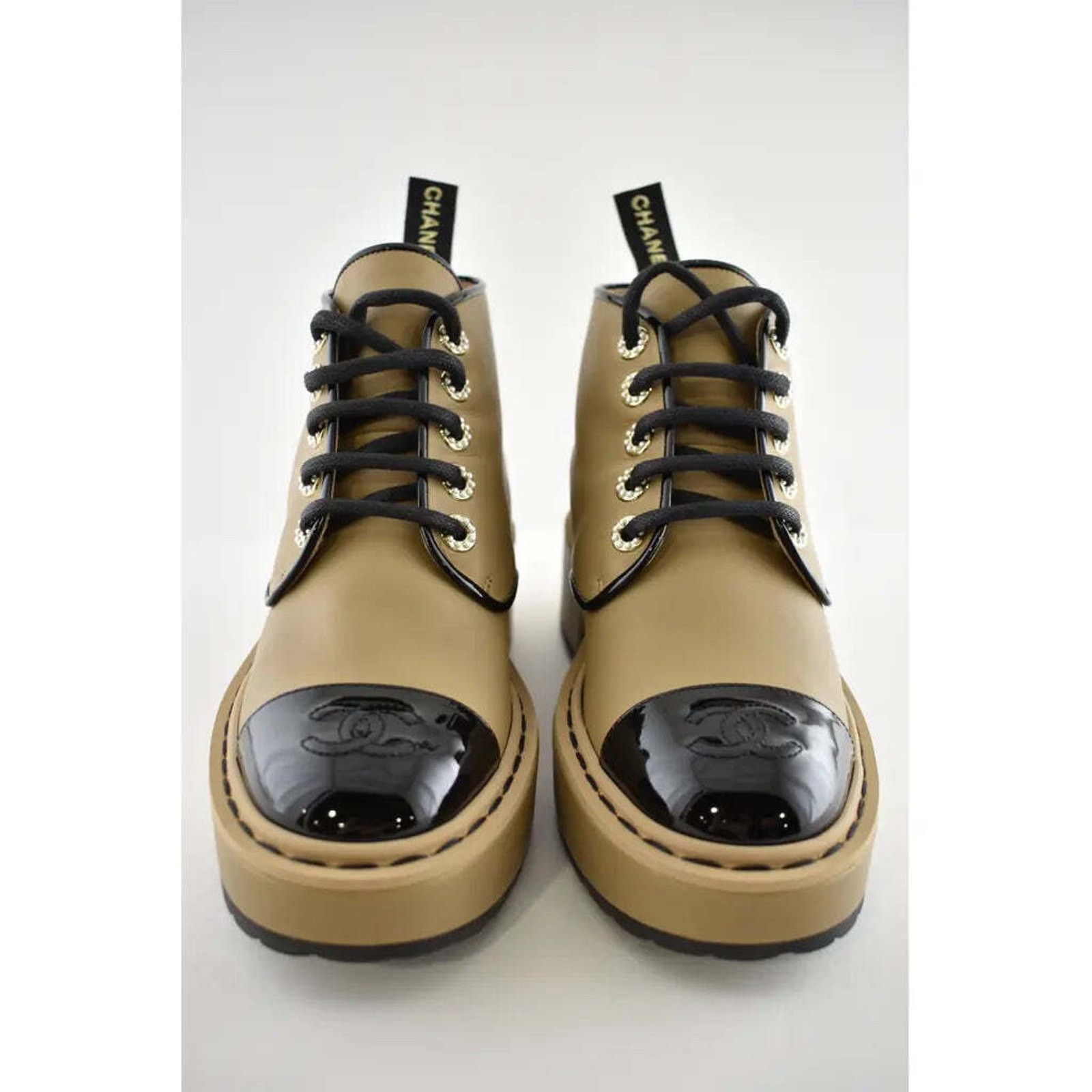 Chanel Chanel 20B Beige Black Leather Pearl CC Combat Lace Up Tie Size US 5 / IT 35 - 4 Thumbnail