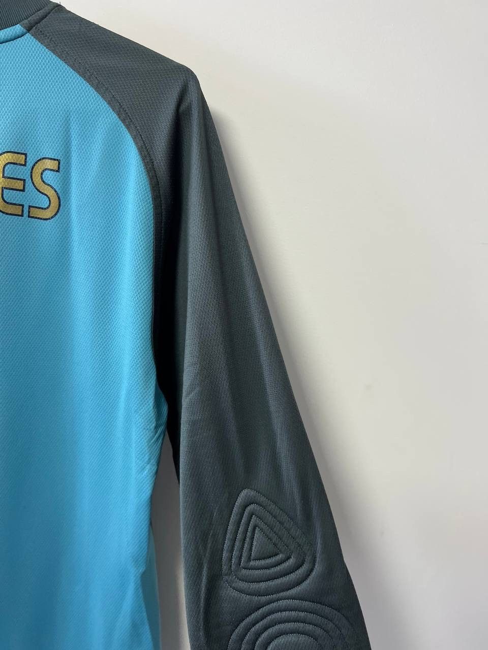 Nike Barcelona 2006/2007 Victor Valdes Football Shirt Nike S Size US S / EU 44-46 / 1 - 11 Thumbnail