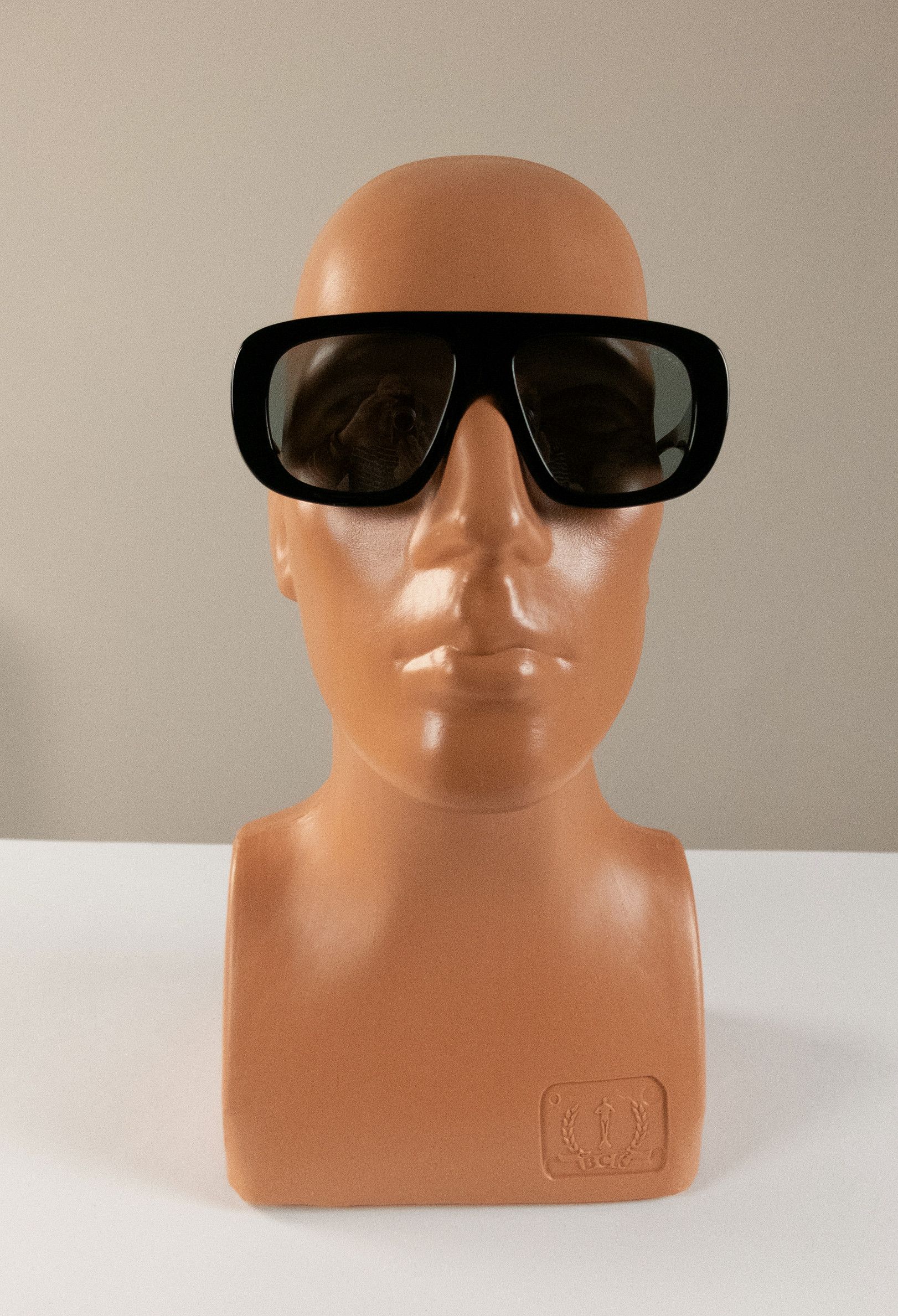 Giorgio Armani GIORGIO ARMANI black pillow shape oversize sunglasses Size ONE SIZE - 8 Thumbnail