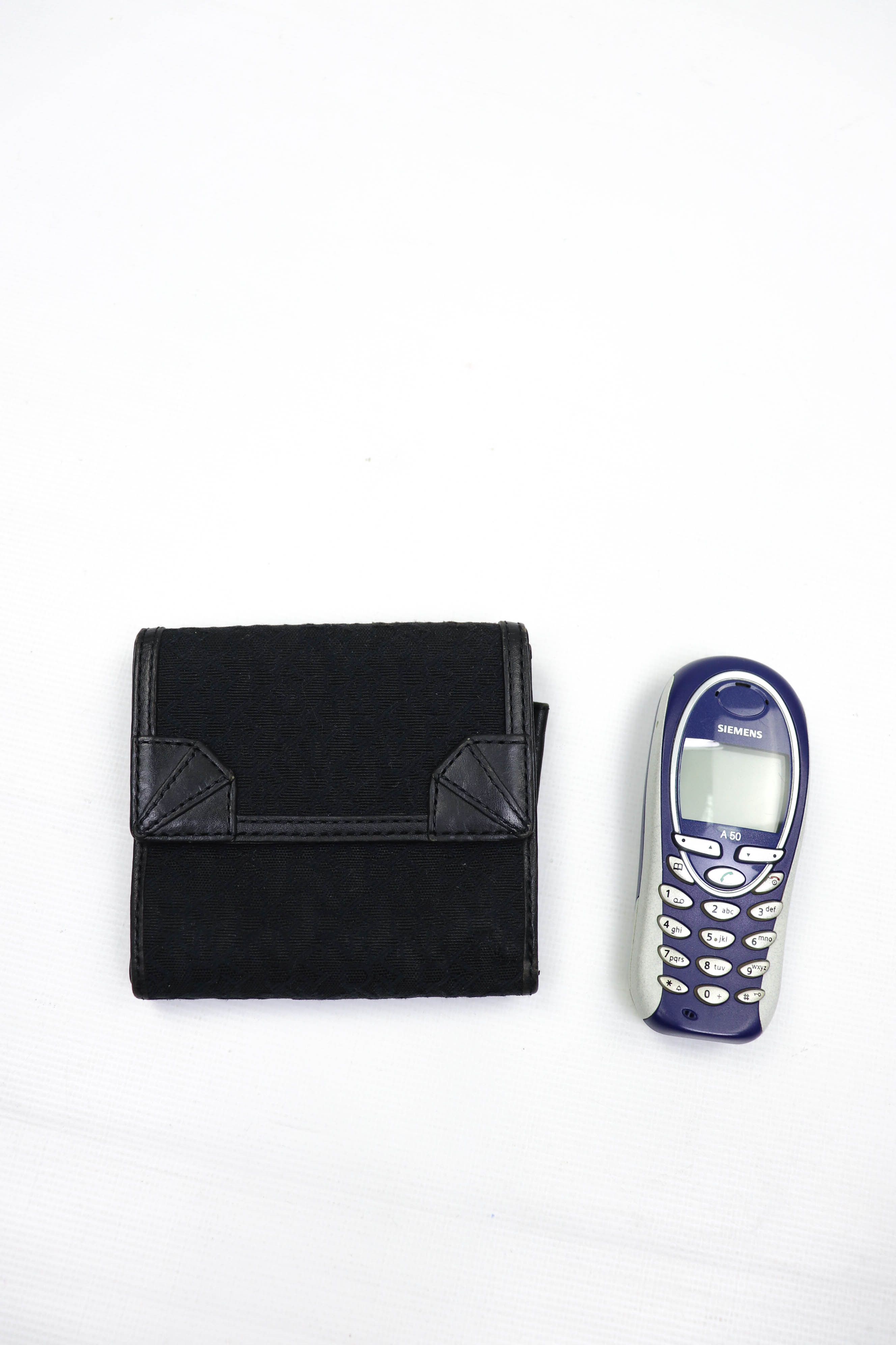 DKNY × Donna Karan DKNY Donna Karan New York Monogram Zip Coin Pocket Wallet Size ONE SIZE - 3 Thumbnail