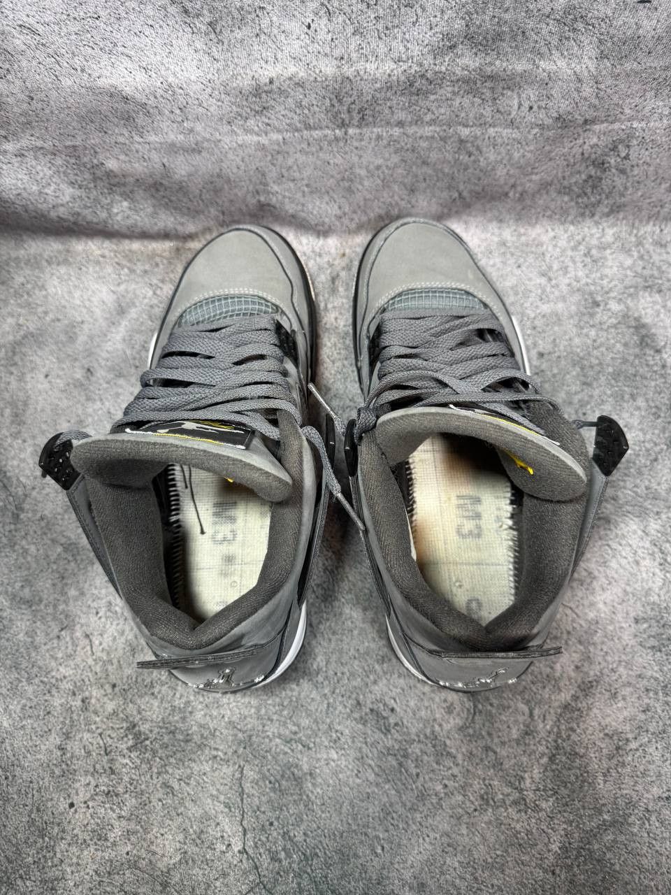 Jordan Brand Size 9.5 | Jordan 4 Cool Grey No Box | Pre-Owned Size US 9.5 / EU 42-43 - 4 Thumbnail