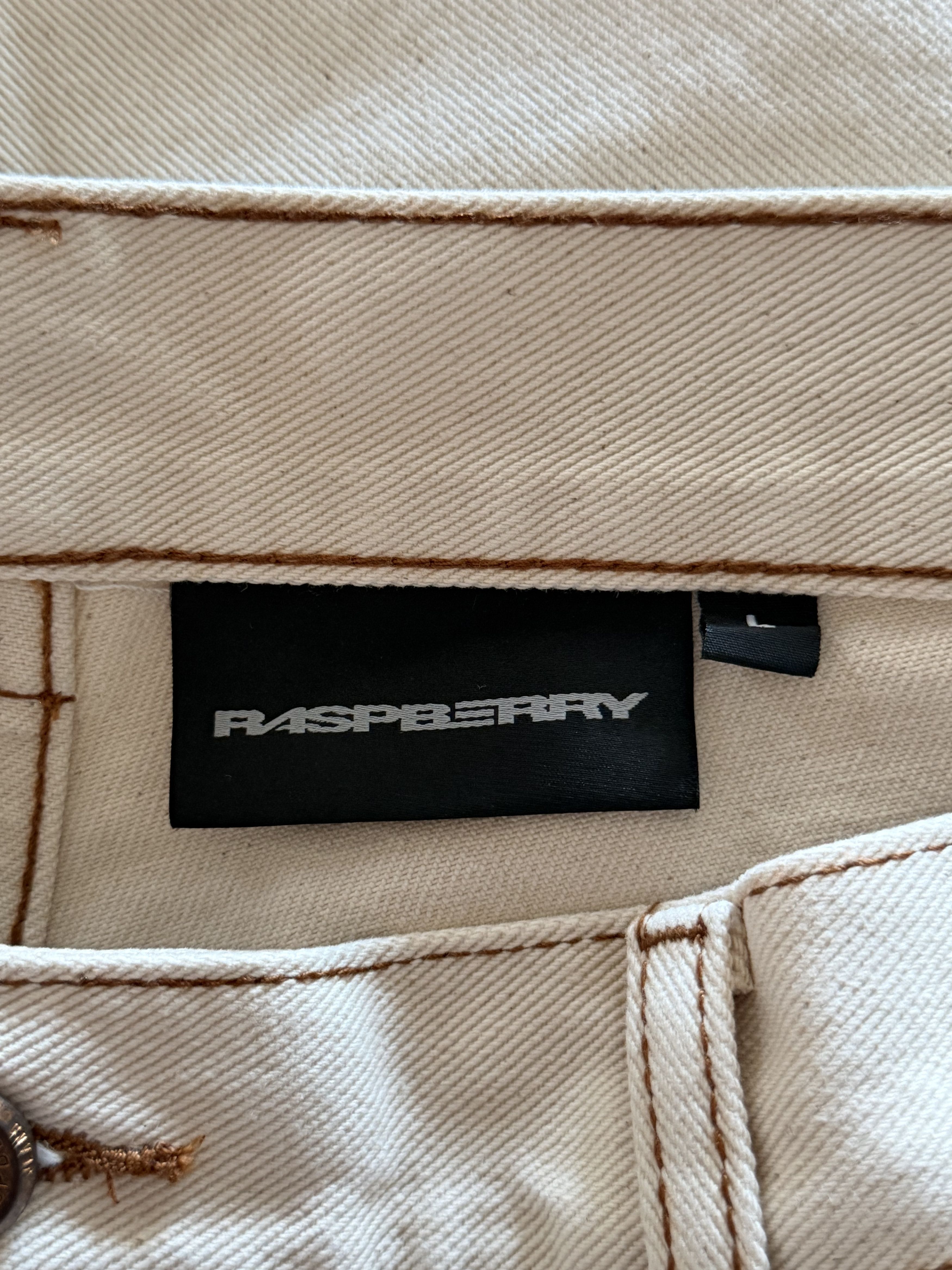 The GV Gallery GvGallery Cream Jorts Size US 34 / EU 50 - 2 Thumbnail