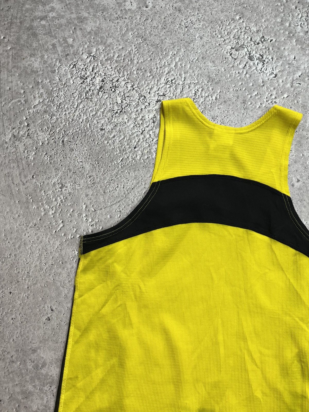 Asics Vintage Asics Team Line Running Tank Top Size M Hong Kong Size M / US 6-8 / IT 42-44 - 11 Thumbnail