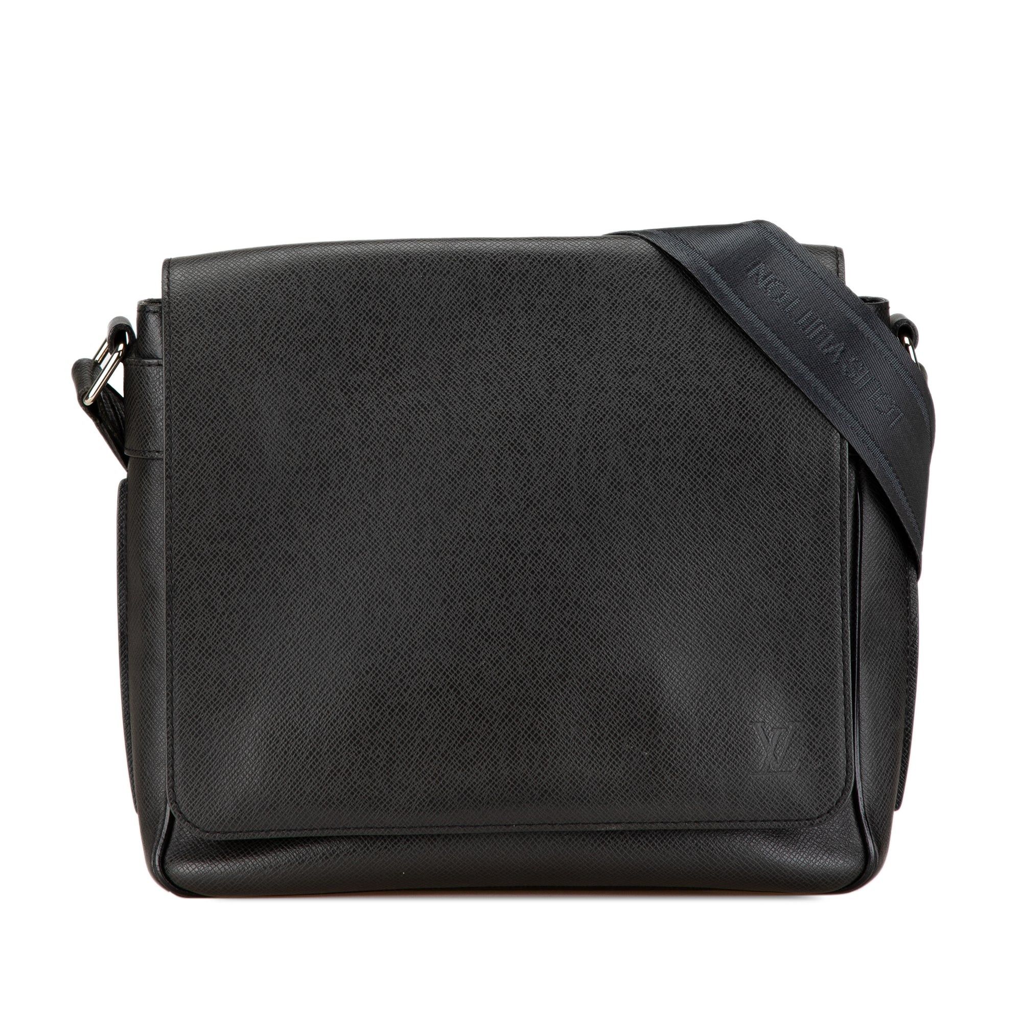 Louis Vuitton Taiga Roman PM Black