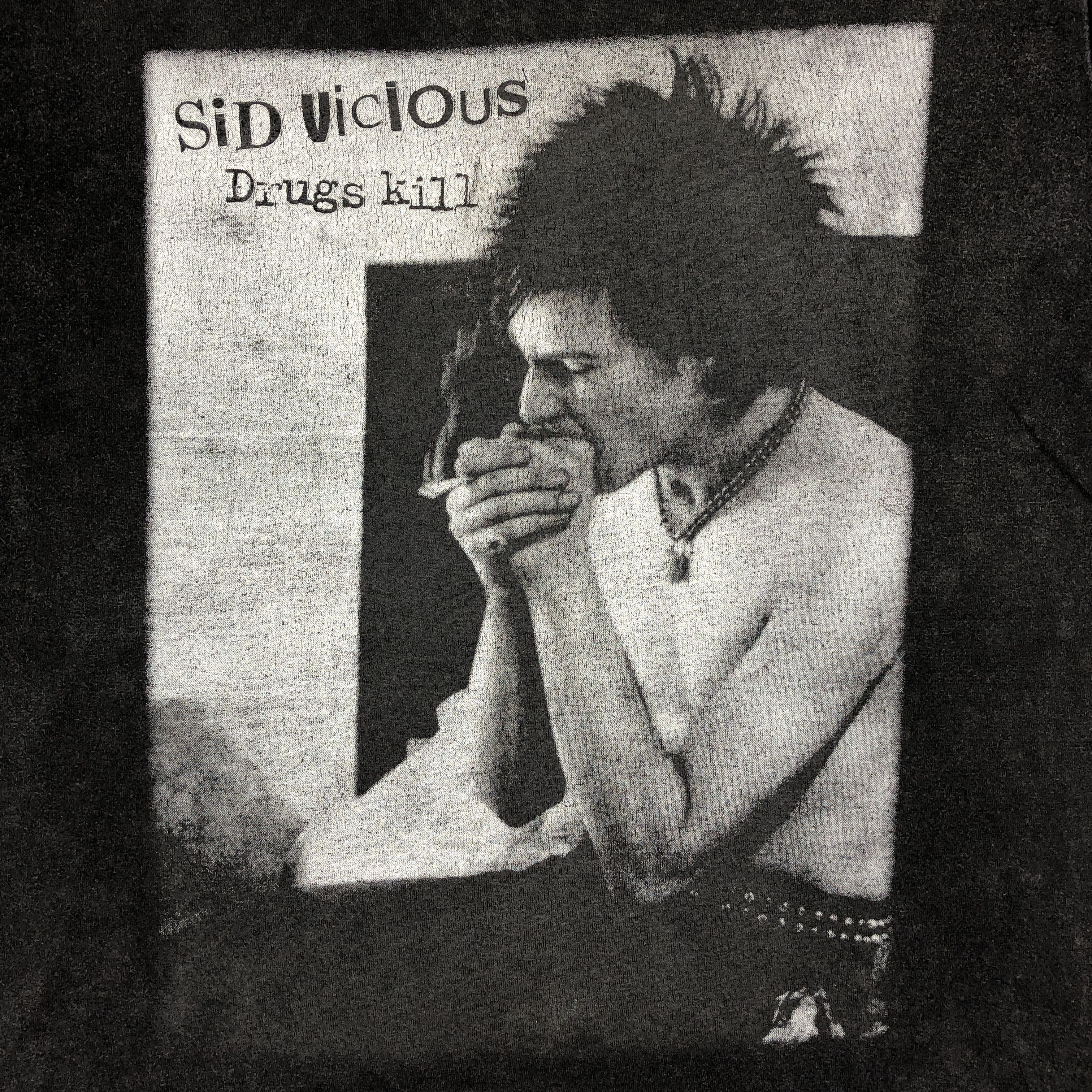Band Tees Vintage Sid Vicious T-shirt Y2K Bootleg Tees Size US M / EU 48-50 / 2 - 3 Thumbnail