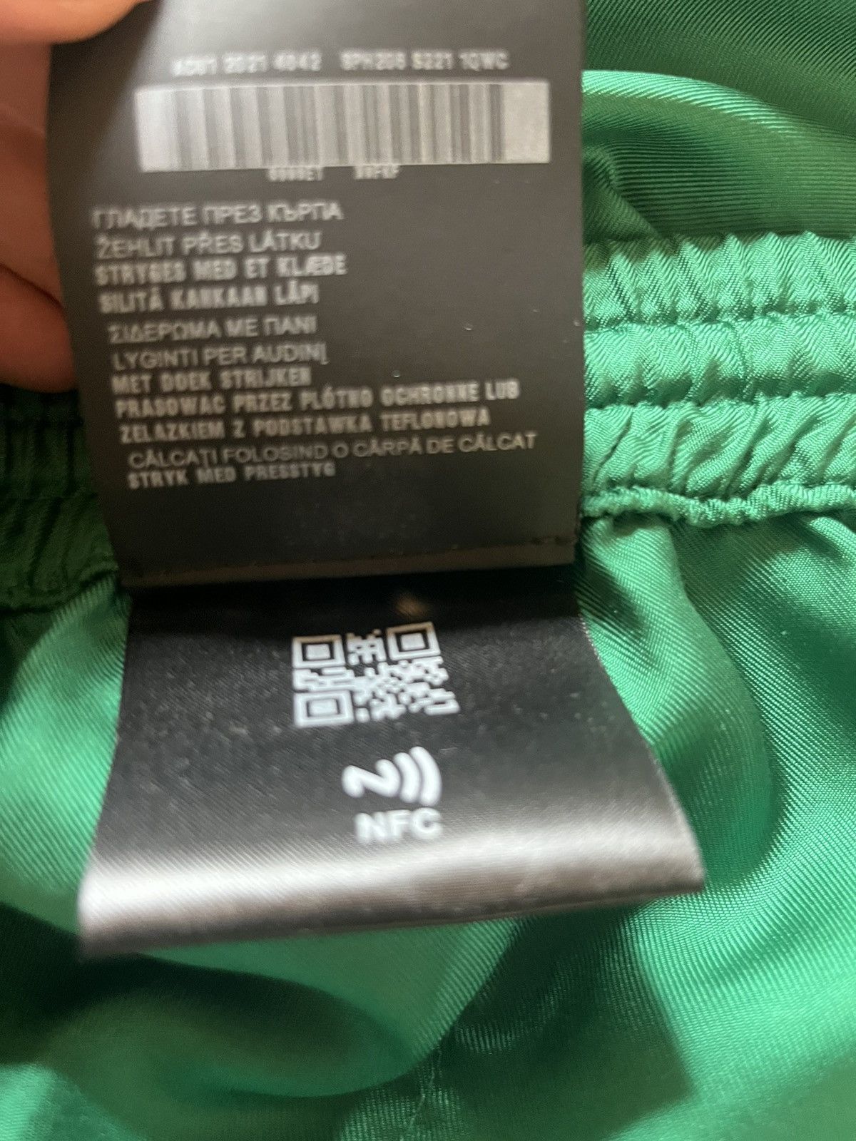 Prada Prada casual green silk pajama drawstring pants Size US 33 - 9 Thumbnail