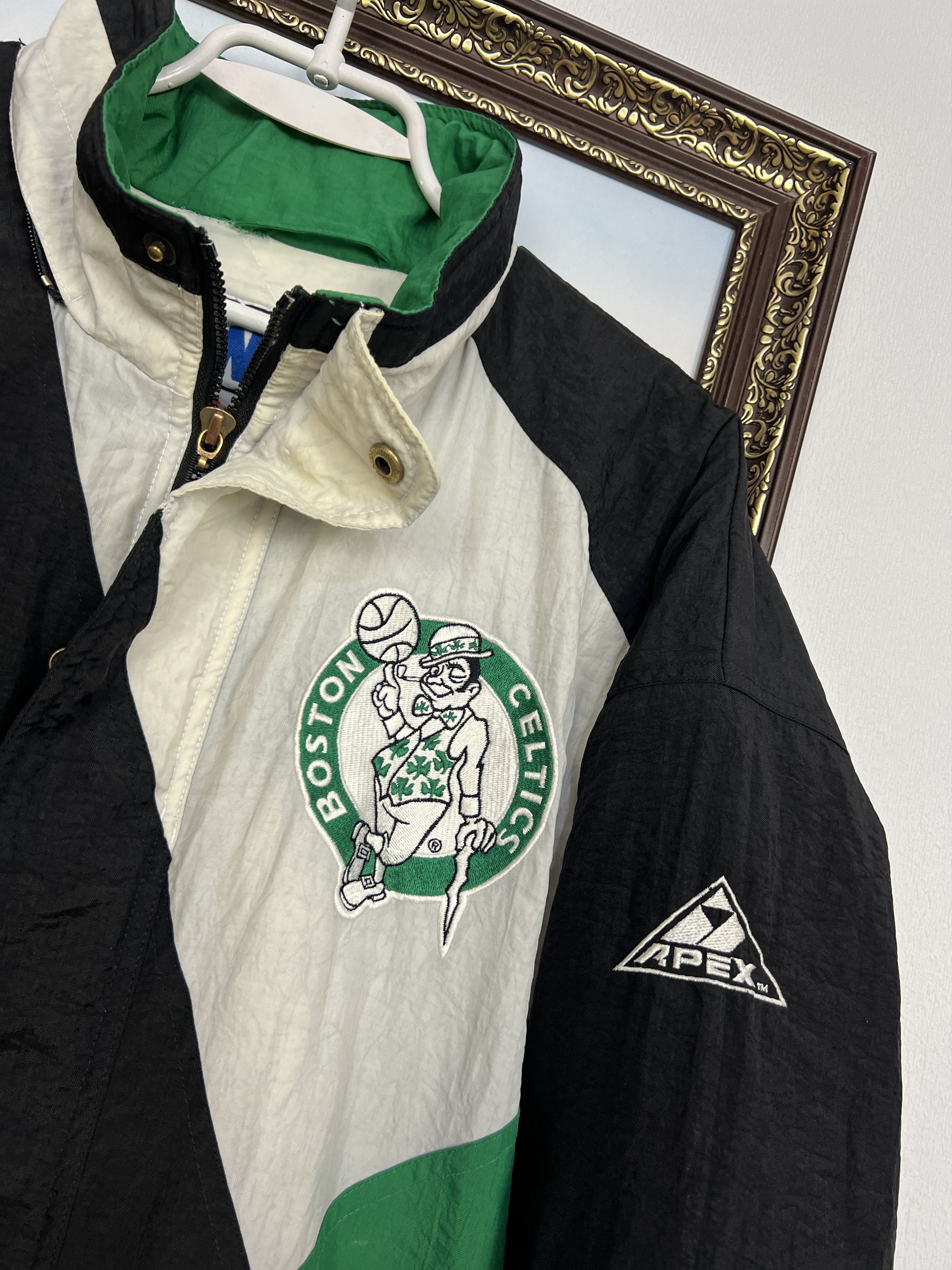 Apex One Vintage 90's Boston Celtics NBA Bomber Jacket Rare Hype Size US L / EU 52-54 / 3 - 5 Thumbnail
