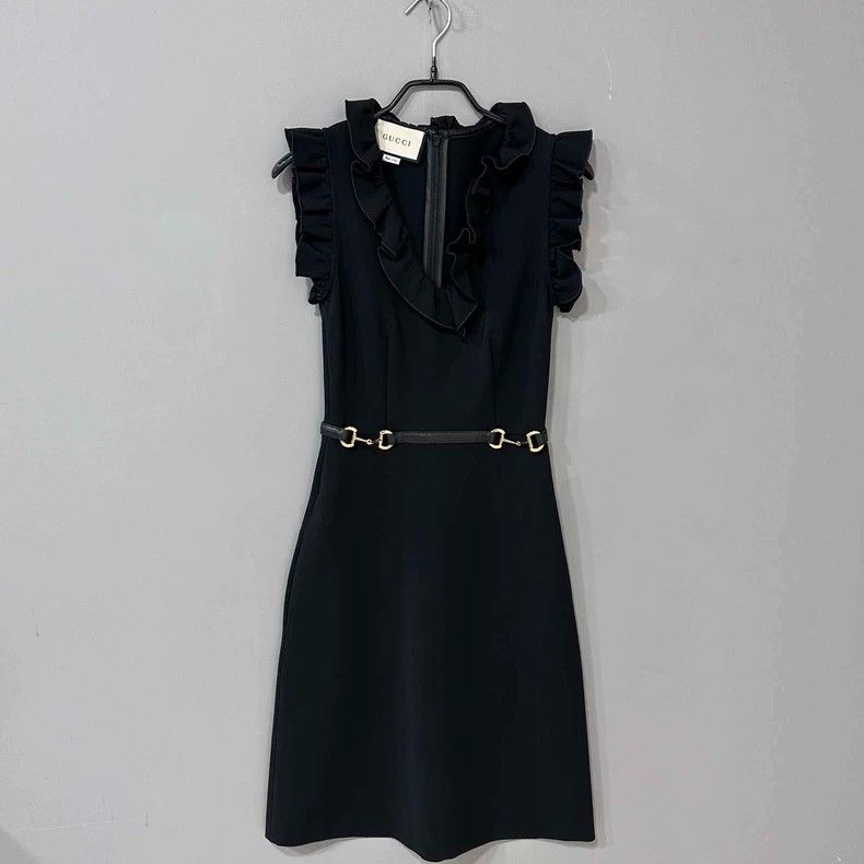 Gucci Gucci Black horse buckle waistless sleeveless dress 2506-Ne Size XXS / US 00 / IT 34 - 1 Thumbnail