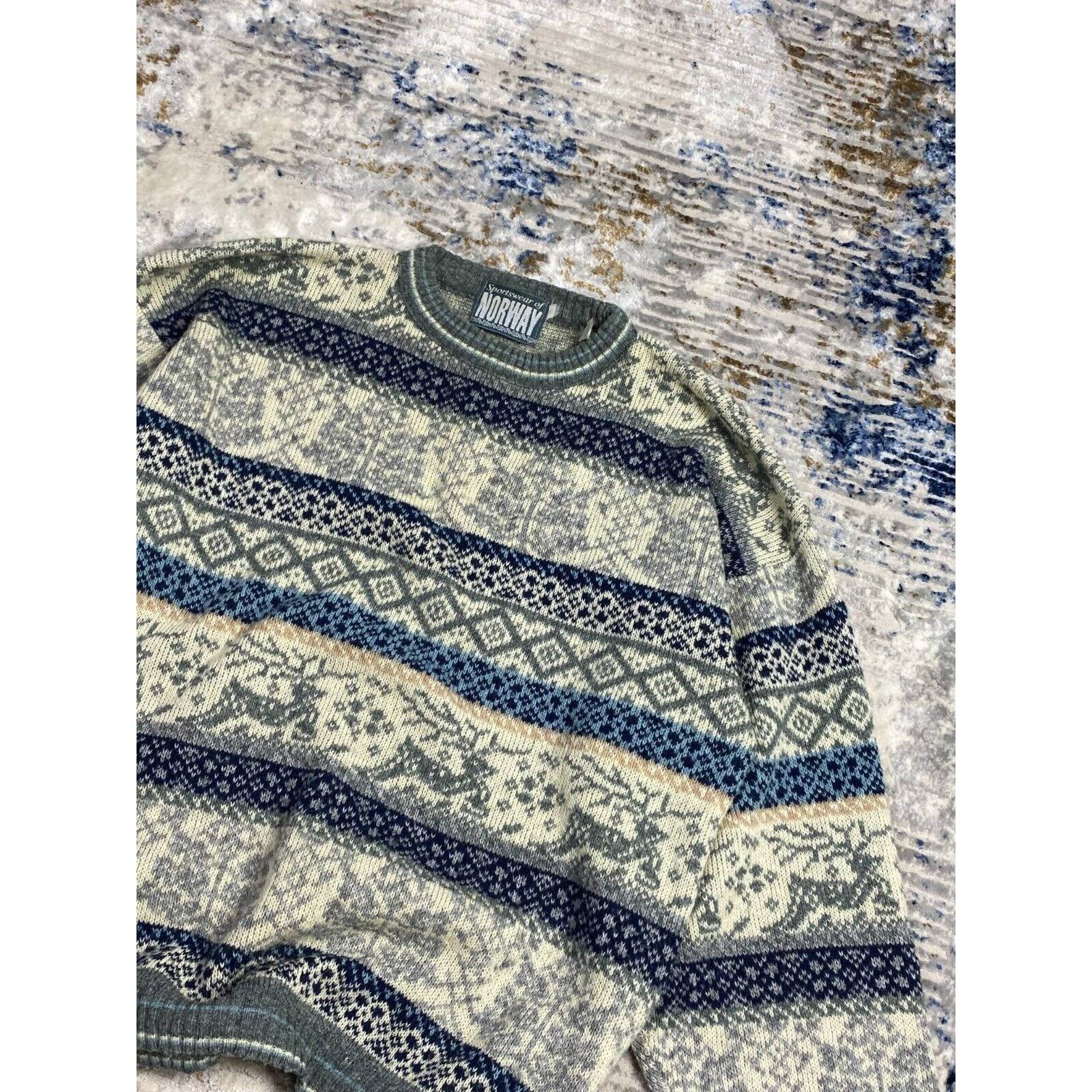 Vintage VINTAGE WOOL SWEATER RARE 90s NORWAY HAND SEWED M-XL COOGI C Size US L / EU 52-54 / 3 - 2 Thumbnail
