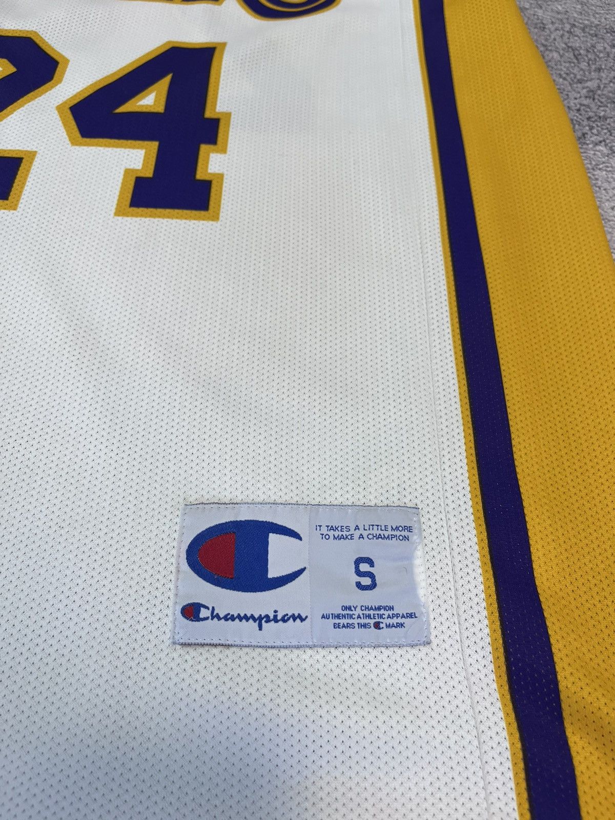 Champion × NBA Champion Los Angeles Lakers Kobe Bryant #24 Jersey Sleeves Size US S / EU 44-46 / 1 - 3 Thumbnail