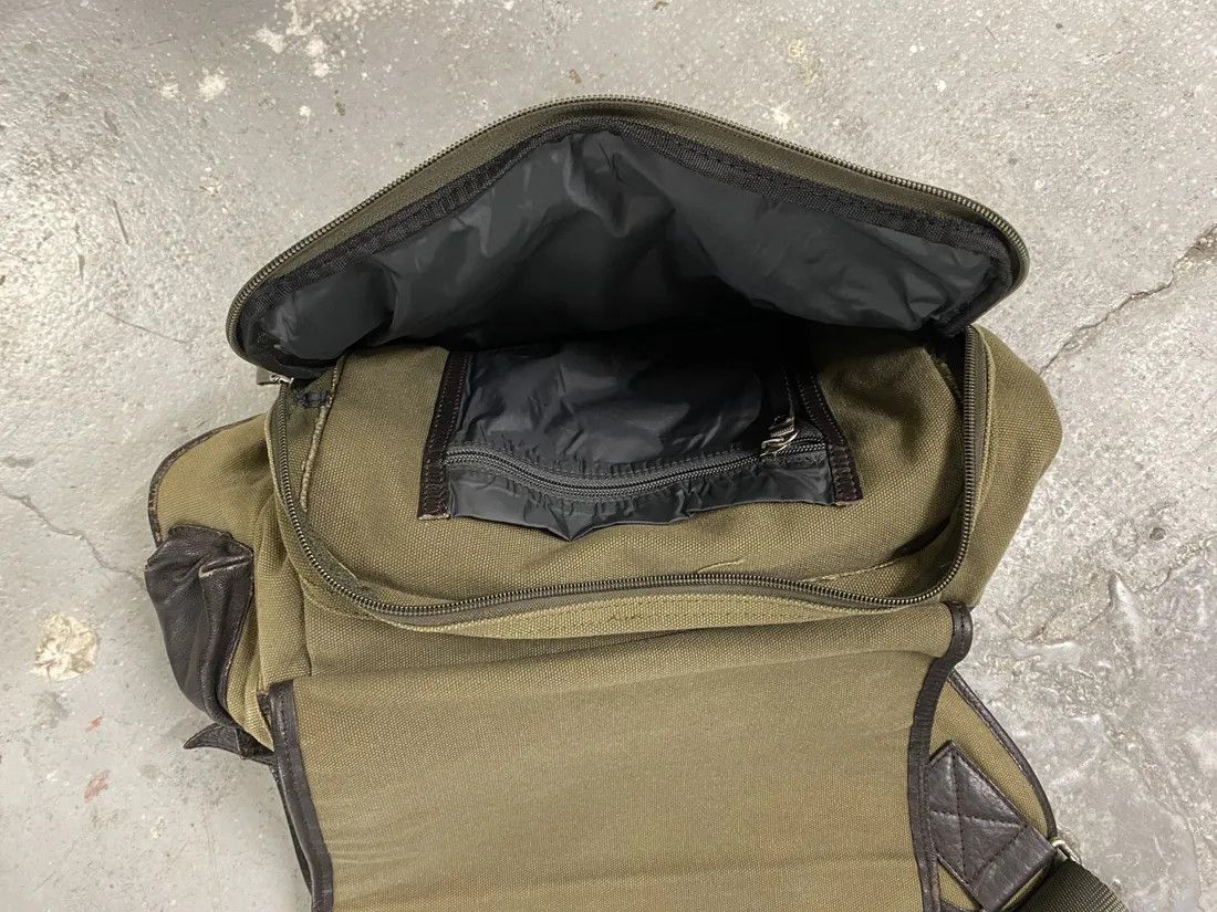 Prada × Vintage 2000s Prada Olive Military Hybrid Leather Shoulder Bag Size ONE SIZE - 9 Thumbnail