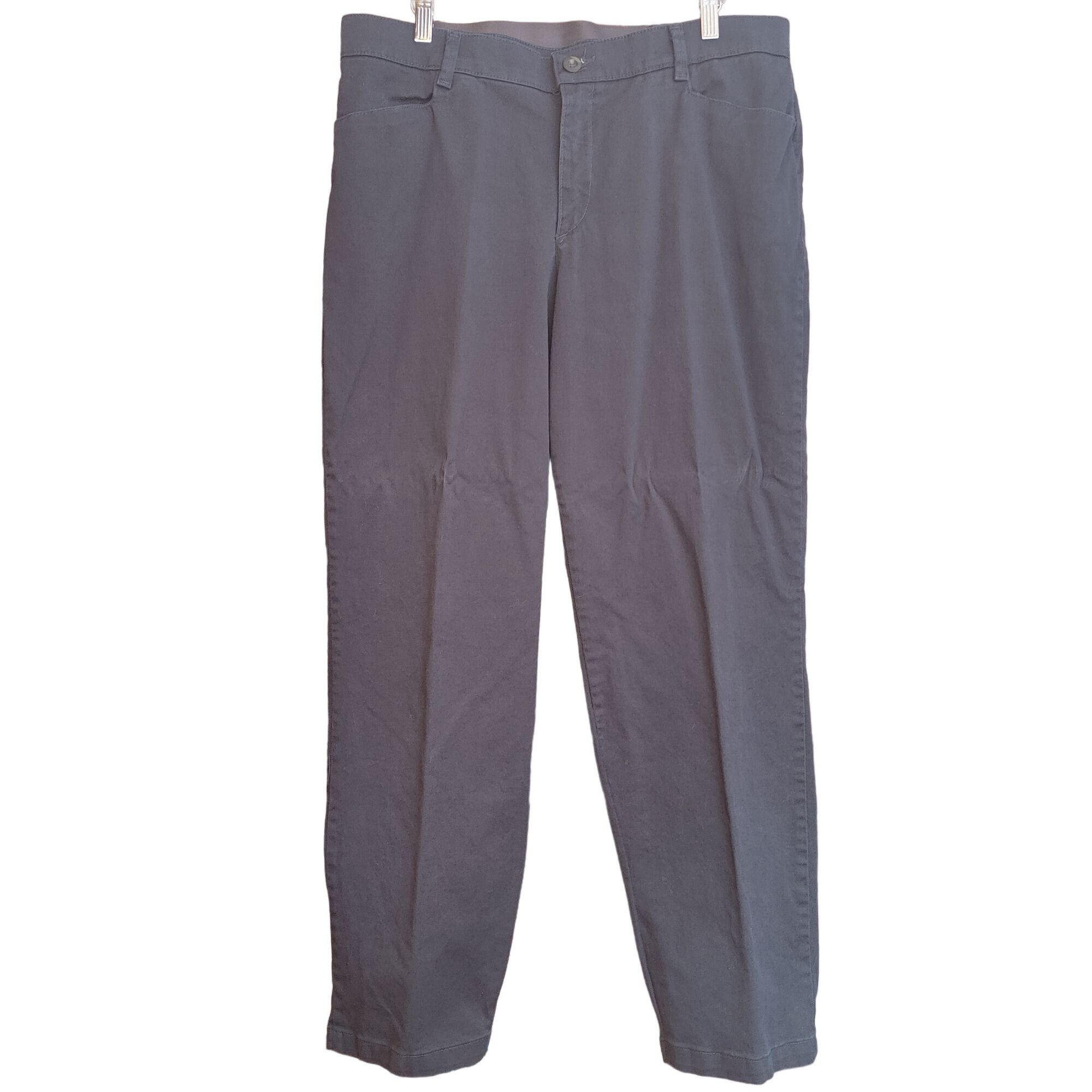 Lee Lee Relaxed Fit Straight Leg at the waist Women's Gray Pants Size 28" / US 6 / IT 42 - 1 Thumbnail