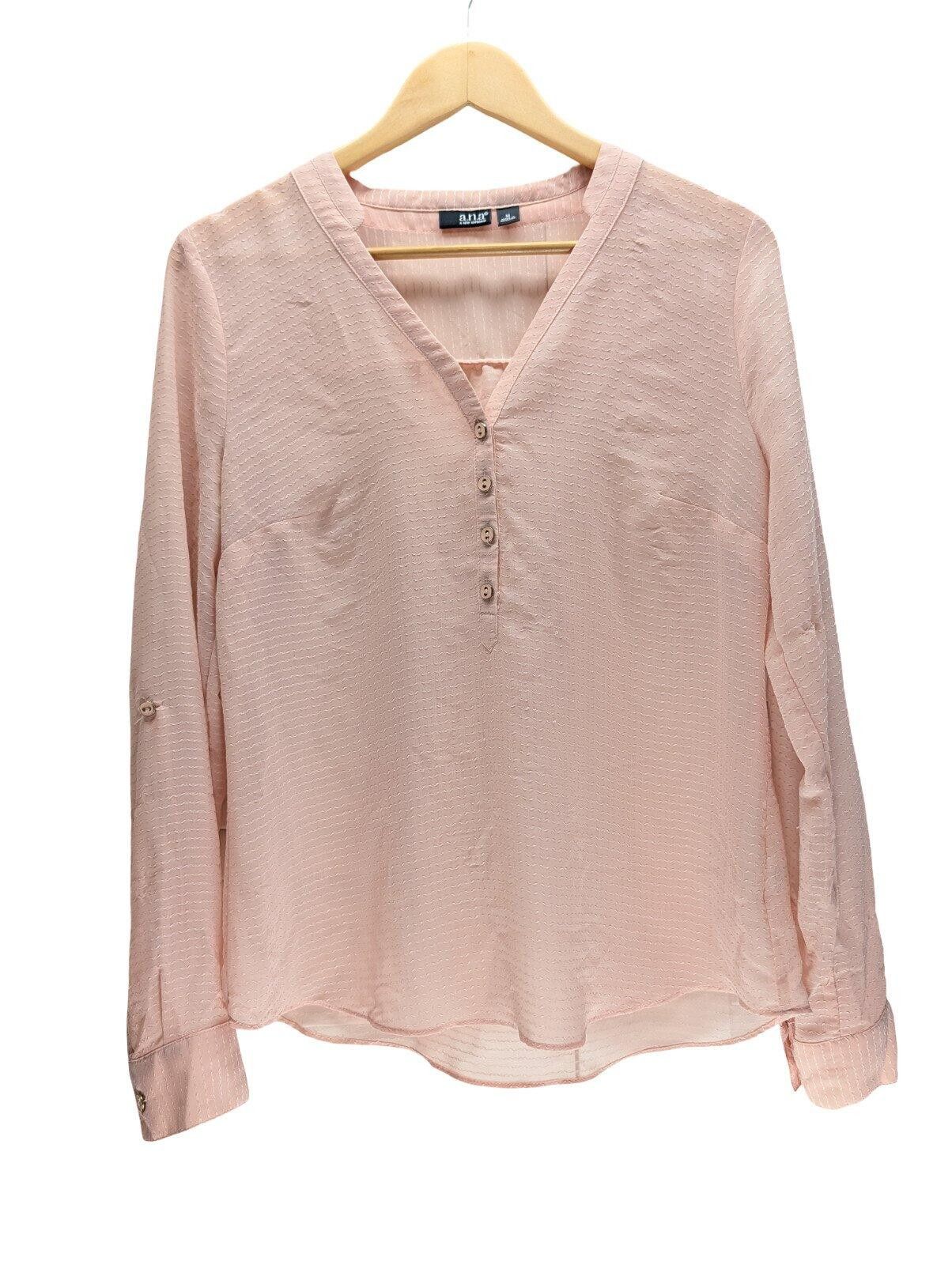 Analog a.n.a Blouse Size Medium Textured Button Henley V-Neck Pink Size M / US 6-8 / IT 42-44 - 1 Thumbnail