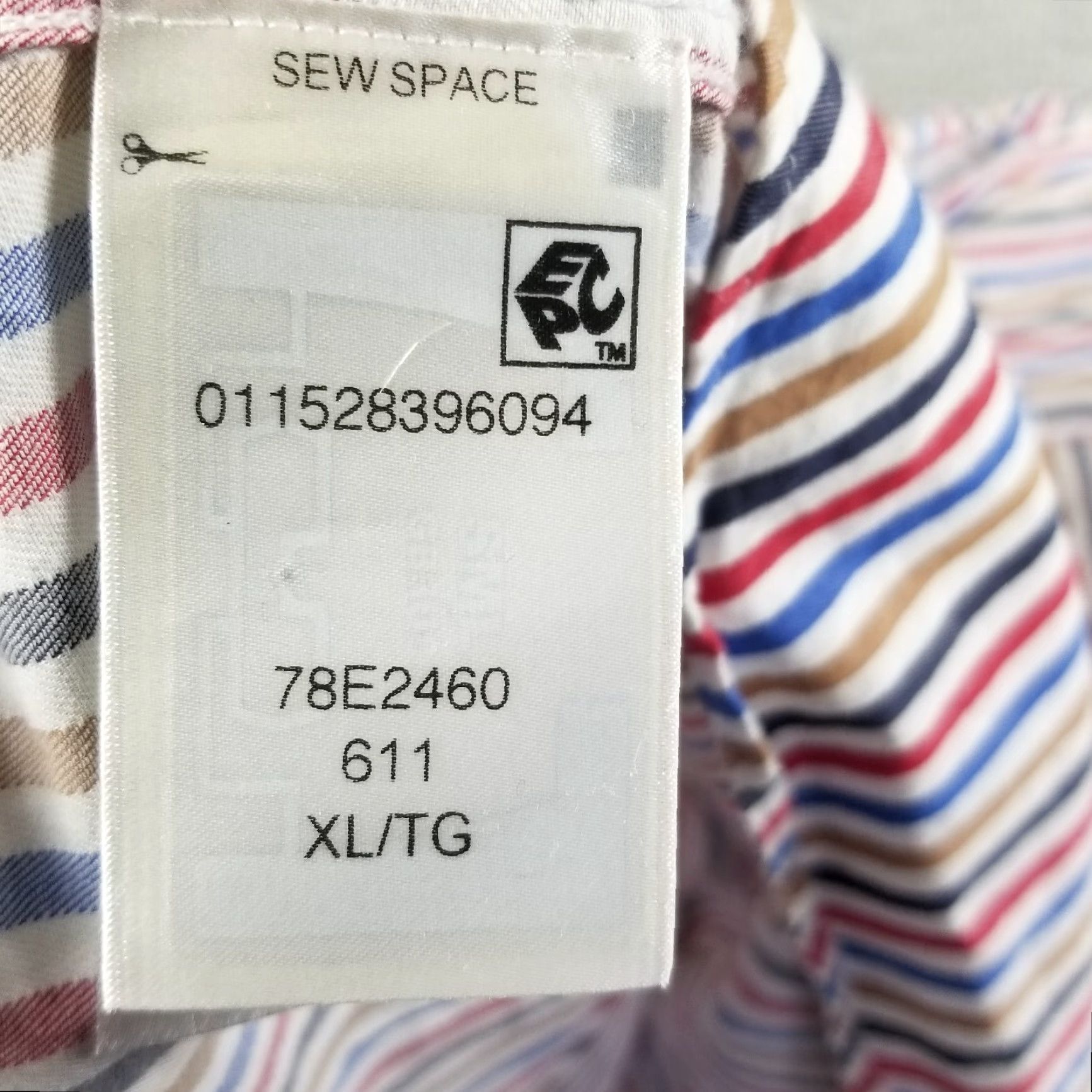Tommy Hilfiger Vintage Tommy Hilfiger Striped Shirt Men XL Slim Fit Y2K → Tommy Hilfiger Vintage Striped Shirt Men XL Slim Fit Y2K Size US XL / EU 56 / 4 - 7 Thumbnail