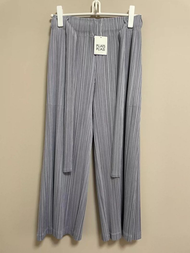 Issey Miyake Issey Miyake size:2 Pearl blue pleated trousers Size 22" - 4 Thumbnail