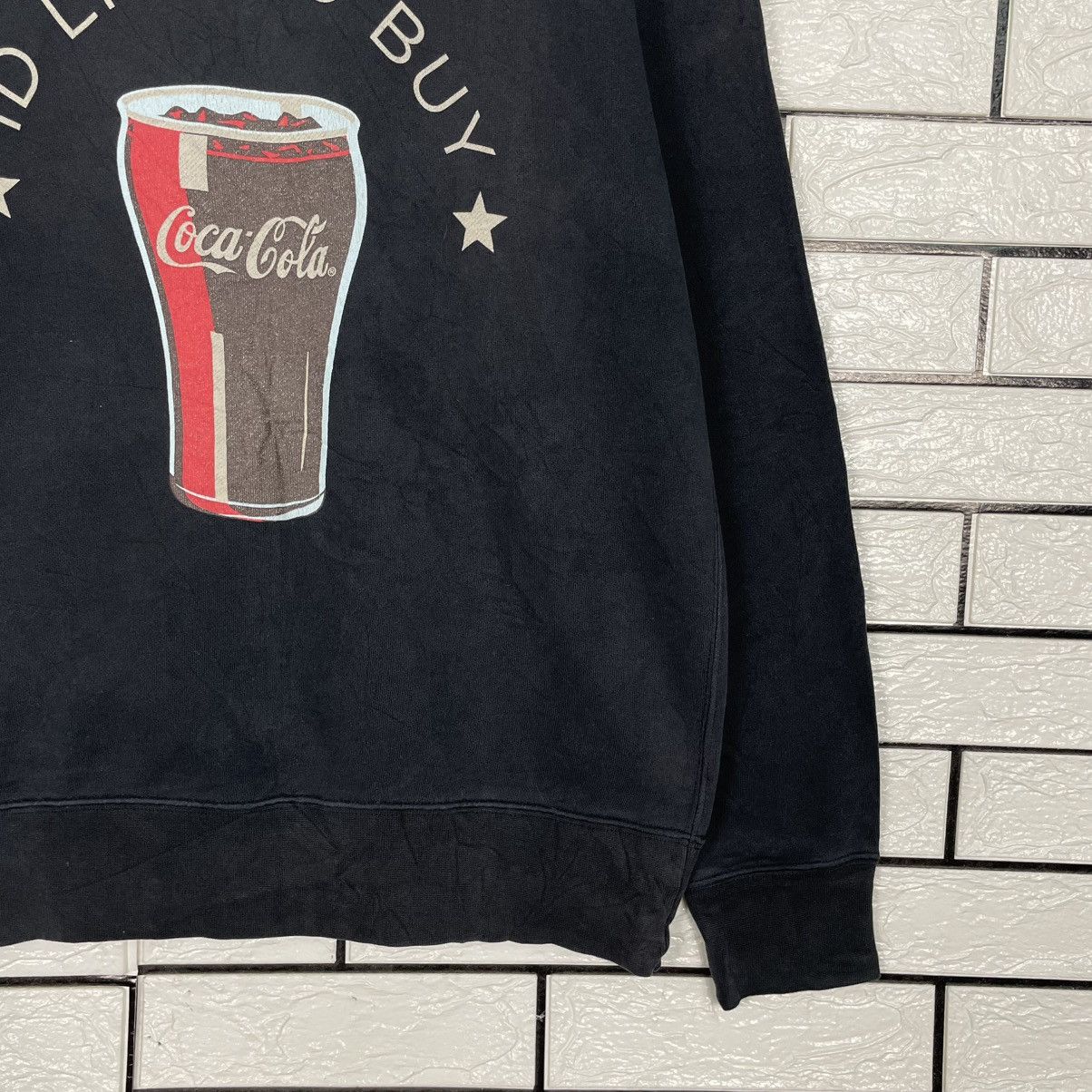 Uniqlo Uniqlo Coca Cola Sweatshirt Size US M / EU 48-50 / 2 - 4 Thumbnail