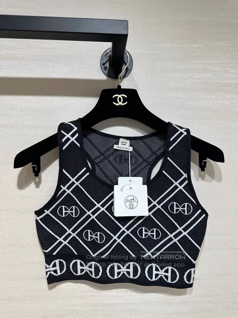 Hermes Hermes Black and White Knit Sports Vest and Strapless Vest Size XS / US 0-2 / IT 36-38 - 1 Thumbnail