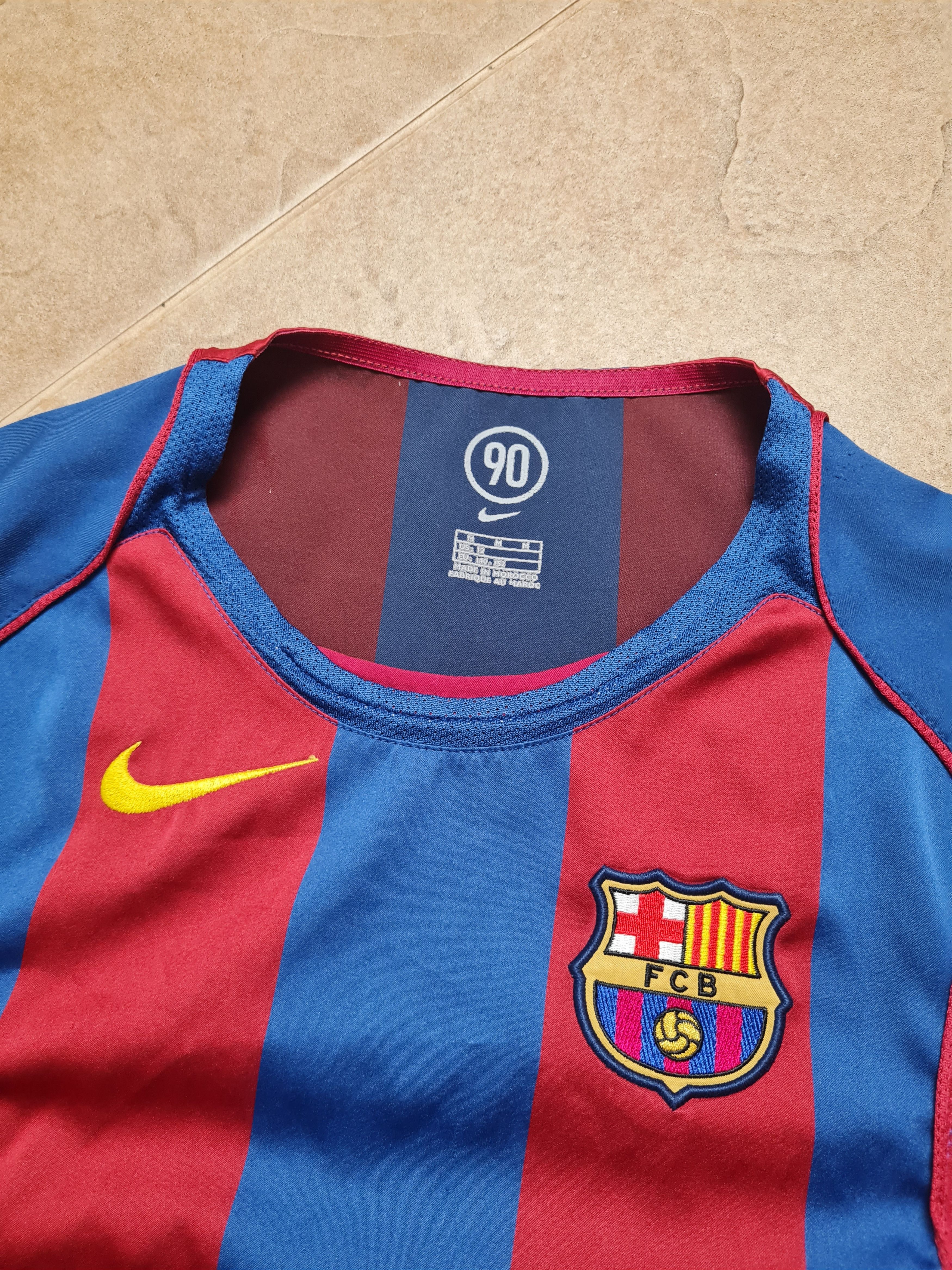 Nike Jersey Barcelona Home football shirt 2004/2005 Soccer Nike Size US XXS / EU 40 - 16 Thumbnail