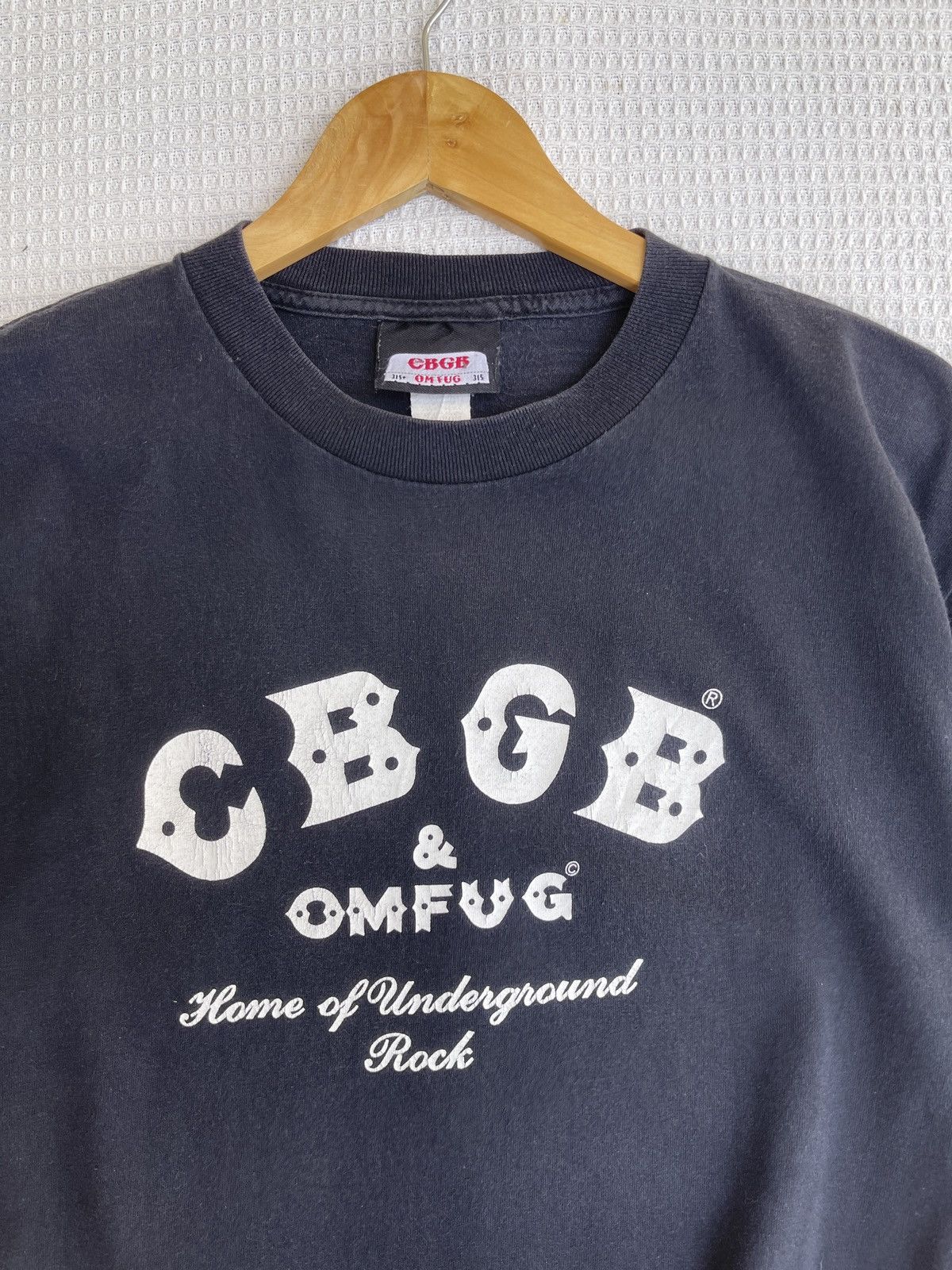 Band Tees LastDrop🔥Rare🔥Vtg CBGB Omfug Home Of Underground Rock TShirt Size US M / EU 48-50 / 2 - 8 Thumbnail