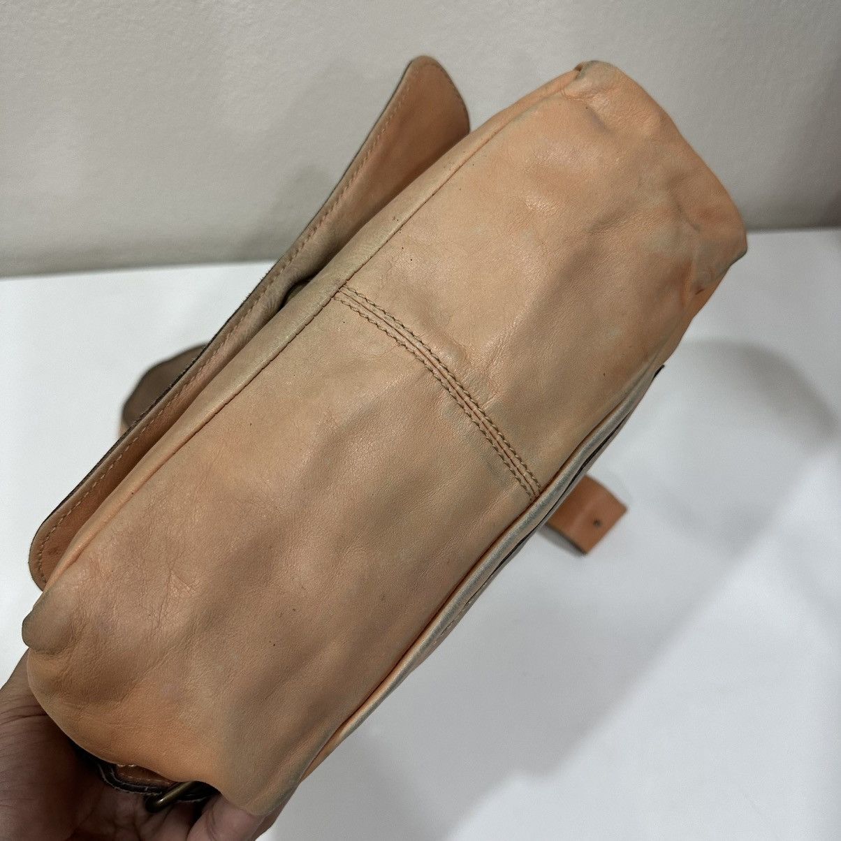 Vivienne Westwood ‼️YES‼️ BUG LOGO VIVIENNE WESTWOOD LEATHER CROSSBODY SLING BAG Size ONE SIZE - 7 Thumbnail